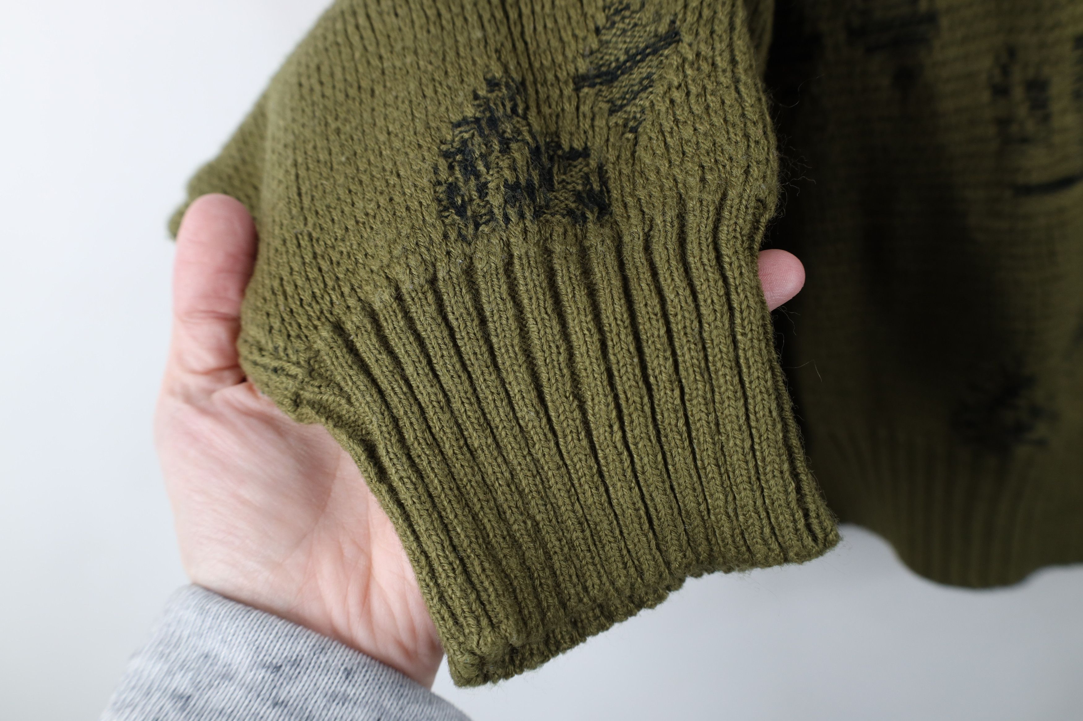 Vintage Vintage 90s Streetwear Trim Diamond Knit Crewneck Sweater Size US L / EU 52-54 / 3 - 9 Thumbnail