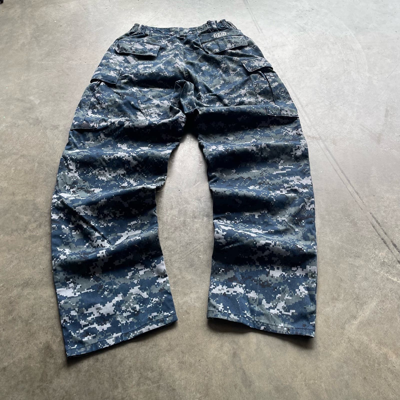 Vintage VINTAGE BLUE ARCTIC CAMO CARGO PARACHUTE PANTS SZ 28X30 Size US 28 / EU 44 - 2 Thumbnail