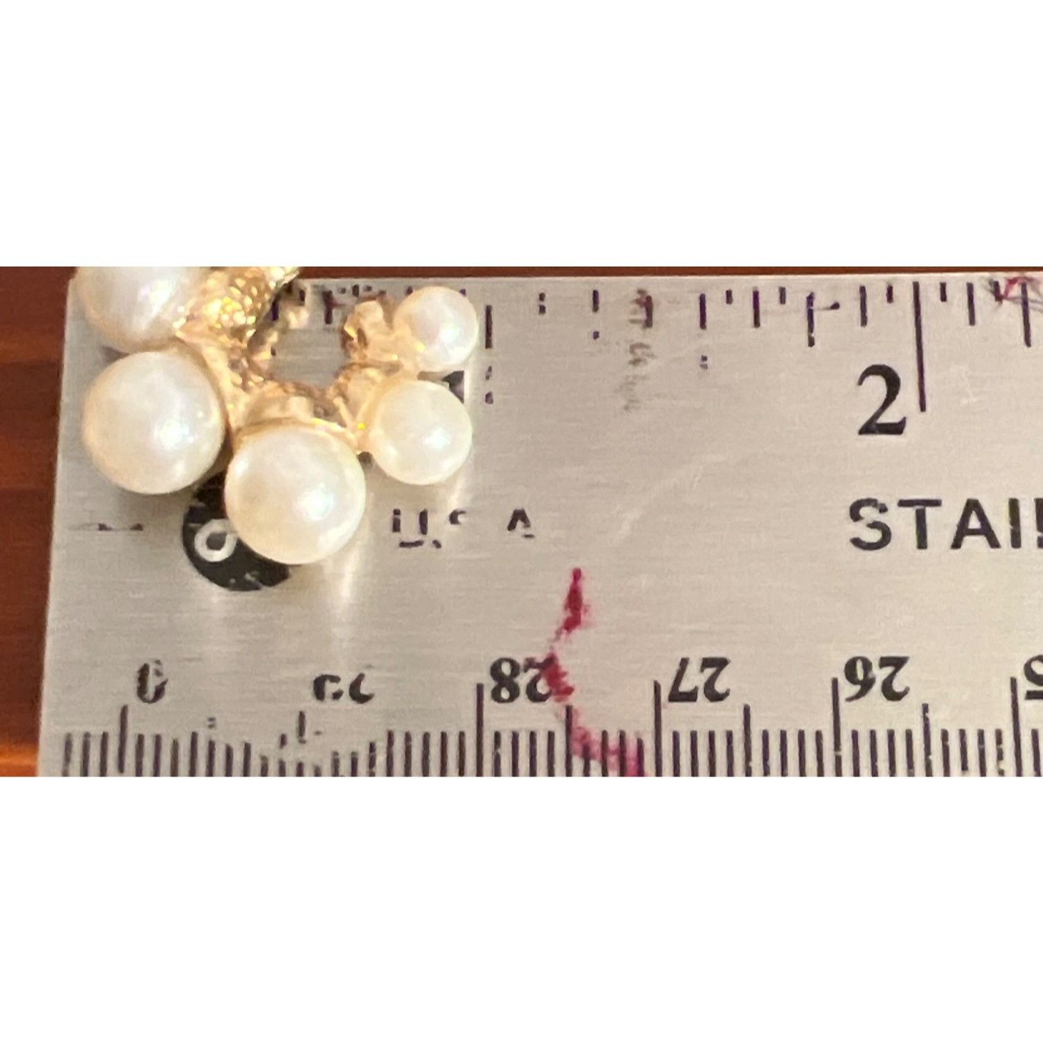 Other Gold Tone Faux Pearl Hoop Earrings Graduated Pierced 1" Acro Size ONE SIZE - 4 Thumbnail