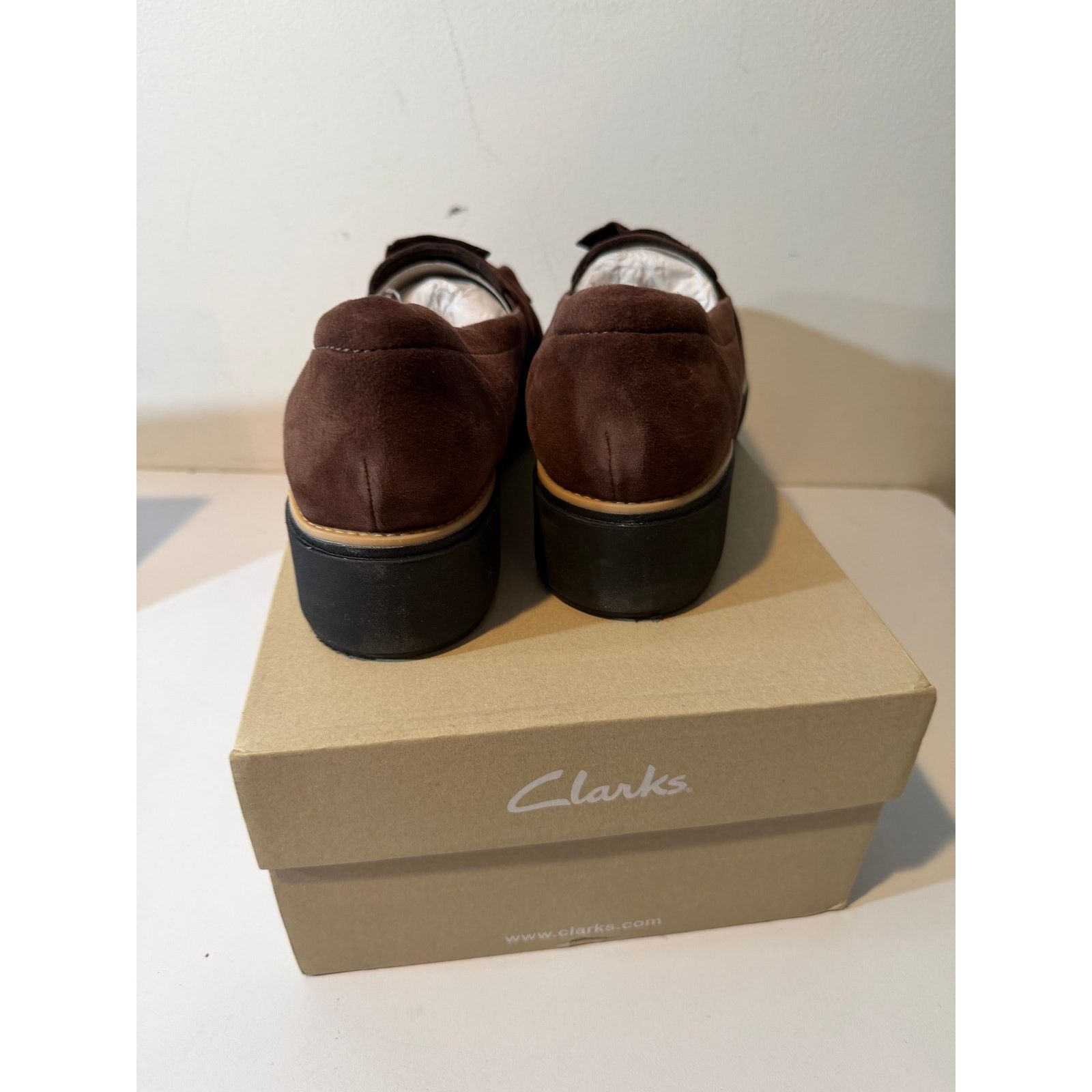 Clarks Clarks dark brown Suede Sharon Dasher Knotted Slipon Loafers Size US 12 / IT 42 - 7 Thumbnail