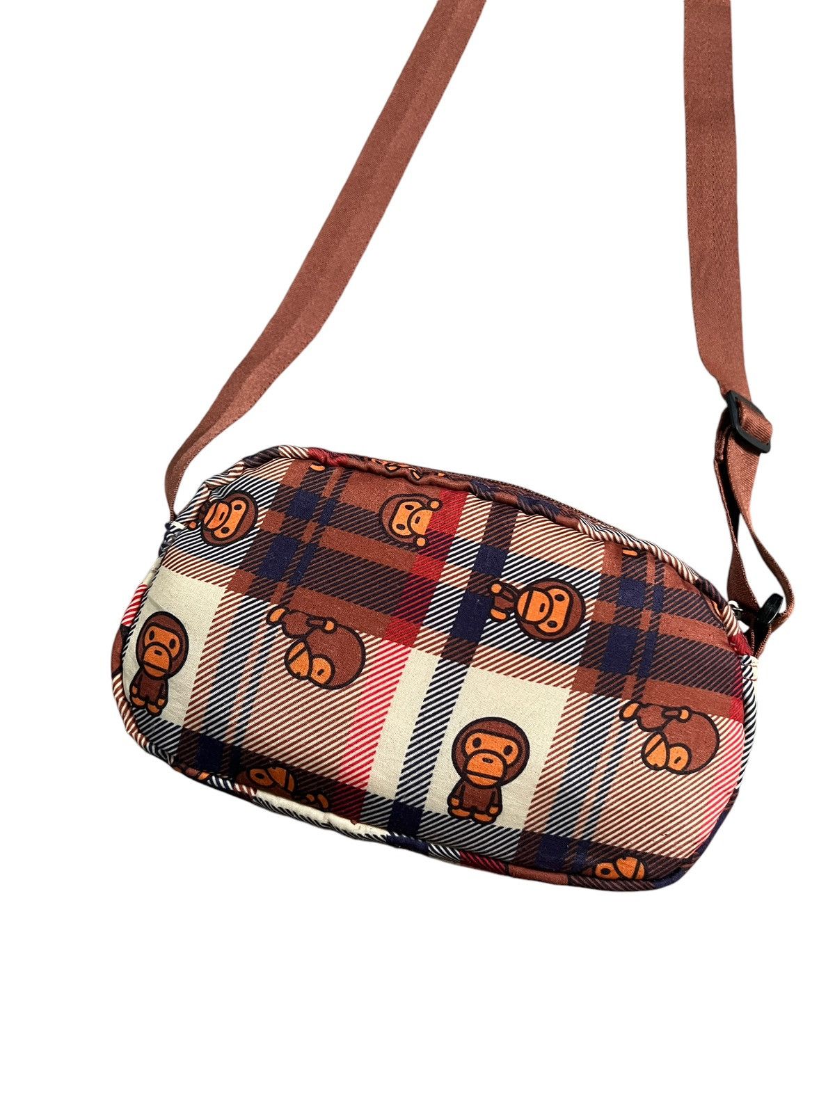 Bape Baby Milo AW11 Magazine Appendix Sling Bag Size ONE SIZE - 3 Thumbnail