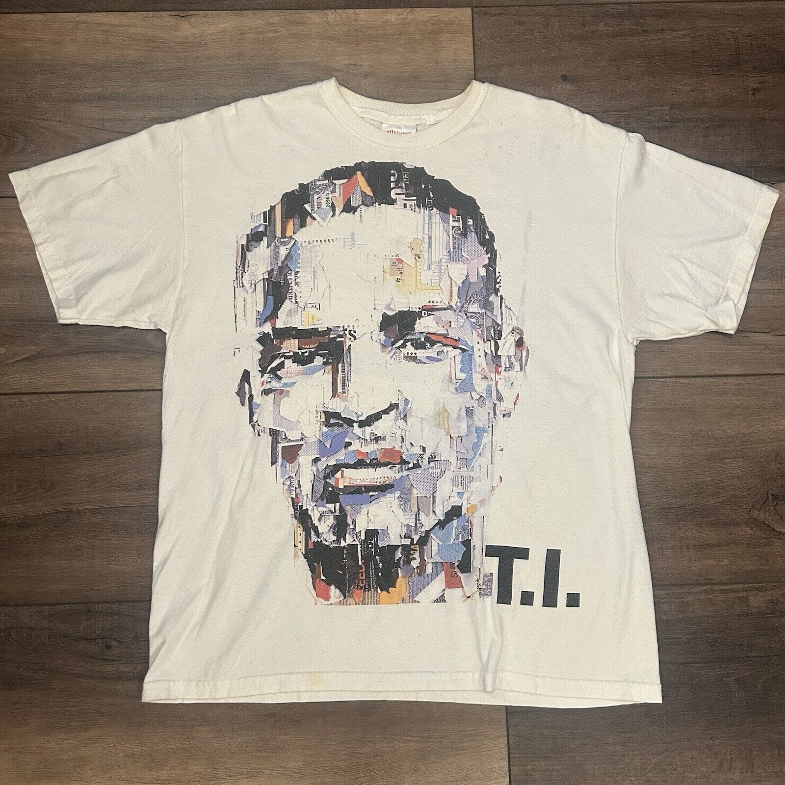 Hanes 2008 T.I.“Paper Trail” Rap T Shirt Size Adult Large Hanes Size US L / EU 52-54 / 3 - 1 Thumbnail
