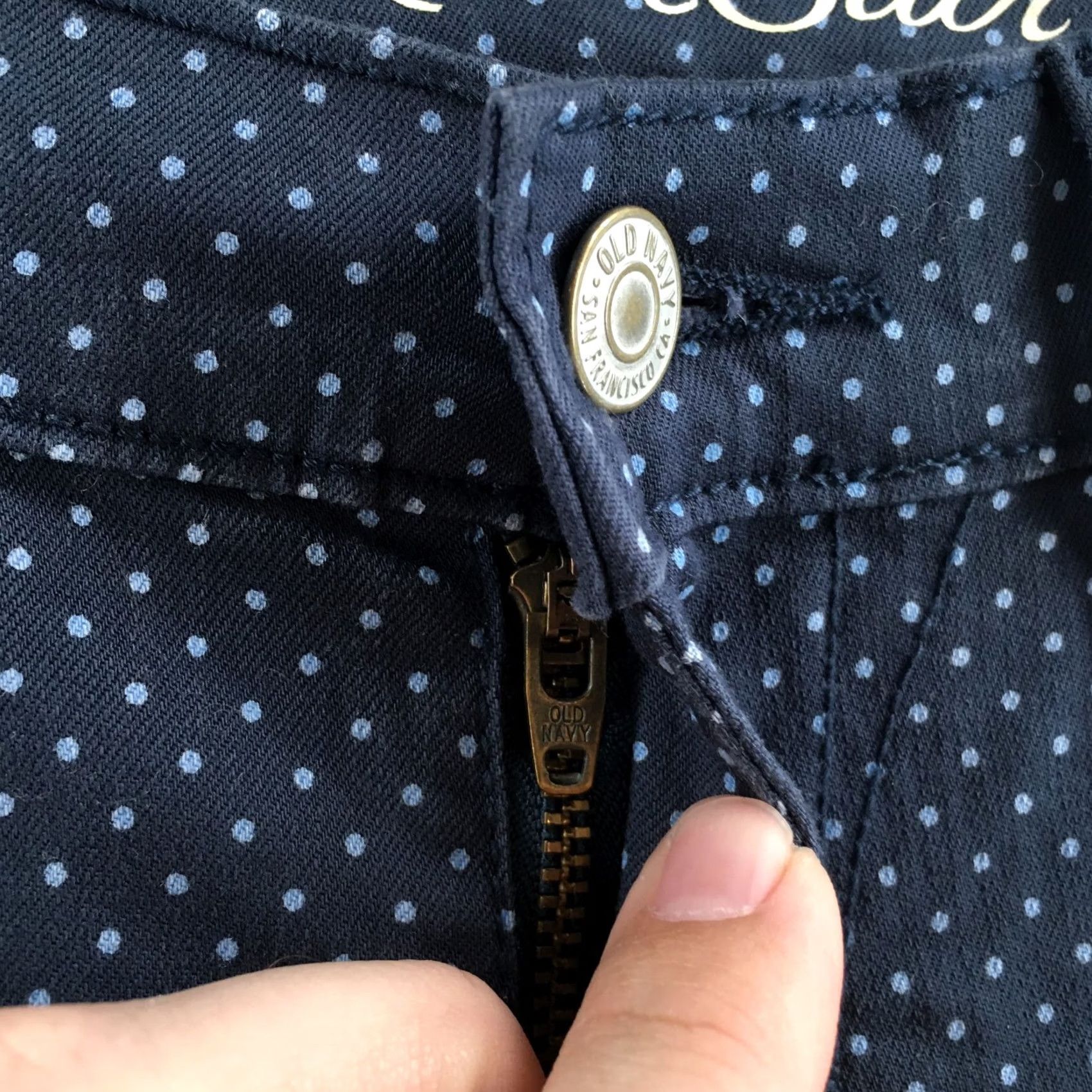 Old Navy Old Navy The Rock Star Super Skinny Pants Womens 2R Blue Polka Dots Low Rise NEW Size 26" / US 2 / IT 38 - 5 Thumbnail