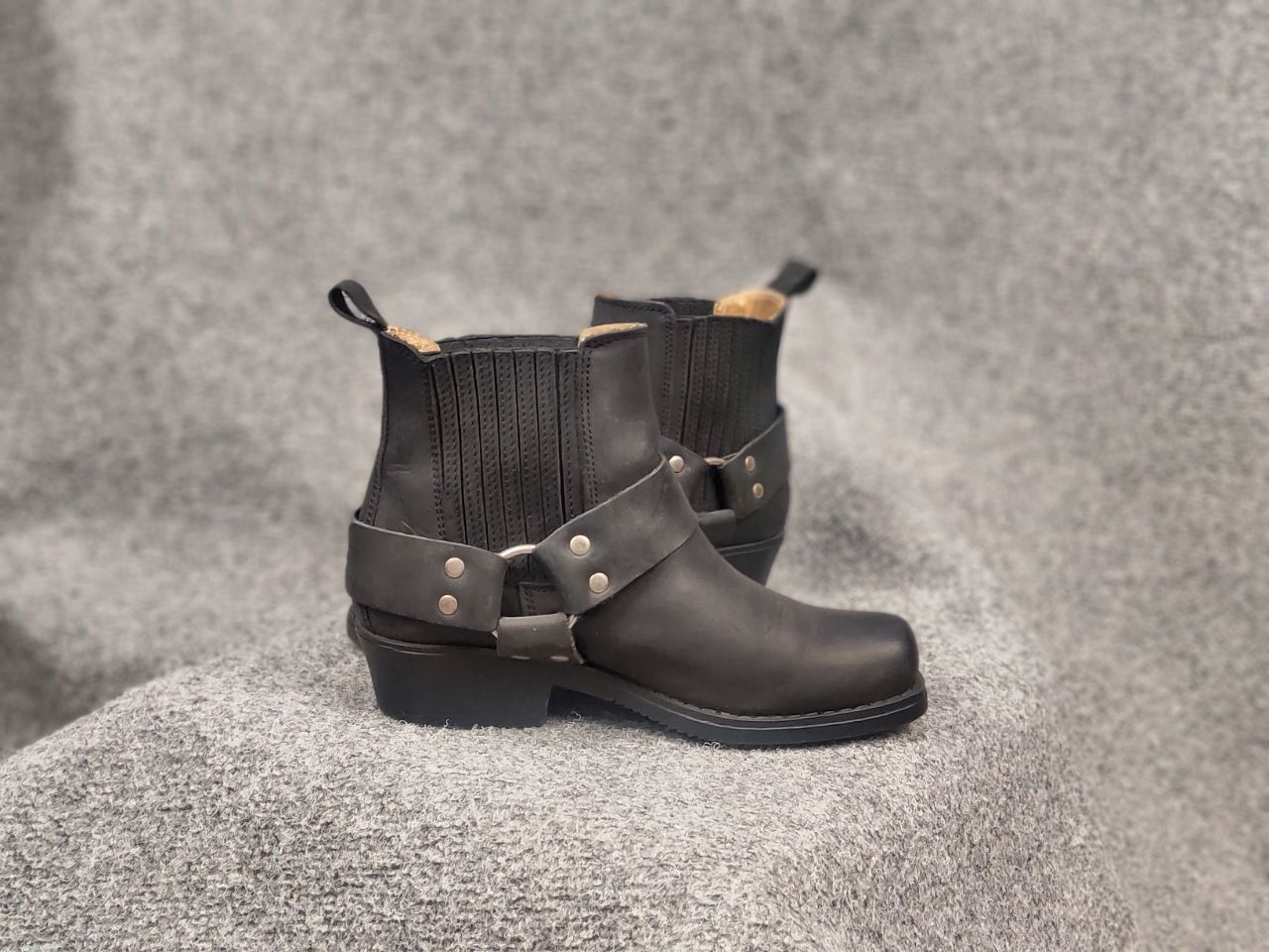 Vintage Kochmann Spain Design Western Ankle Leather Vintage Boots Size US 7 / IT 37 - 9 Thumbnail