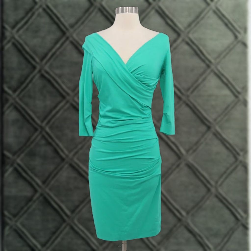 Diane von Furstenberg V-Neck Bodycon Dress XS Green Ruched 3/4 Sleeve Bentley Party/Cocktail Womens