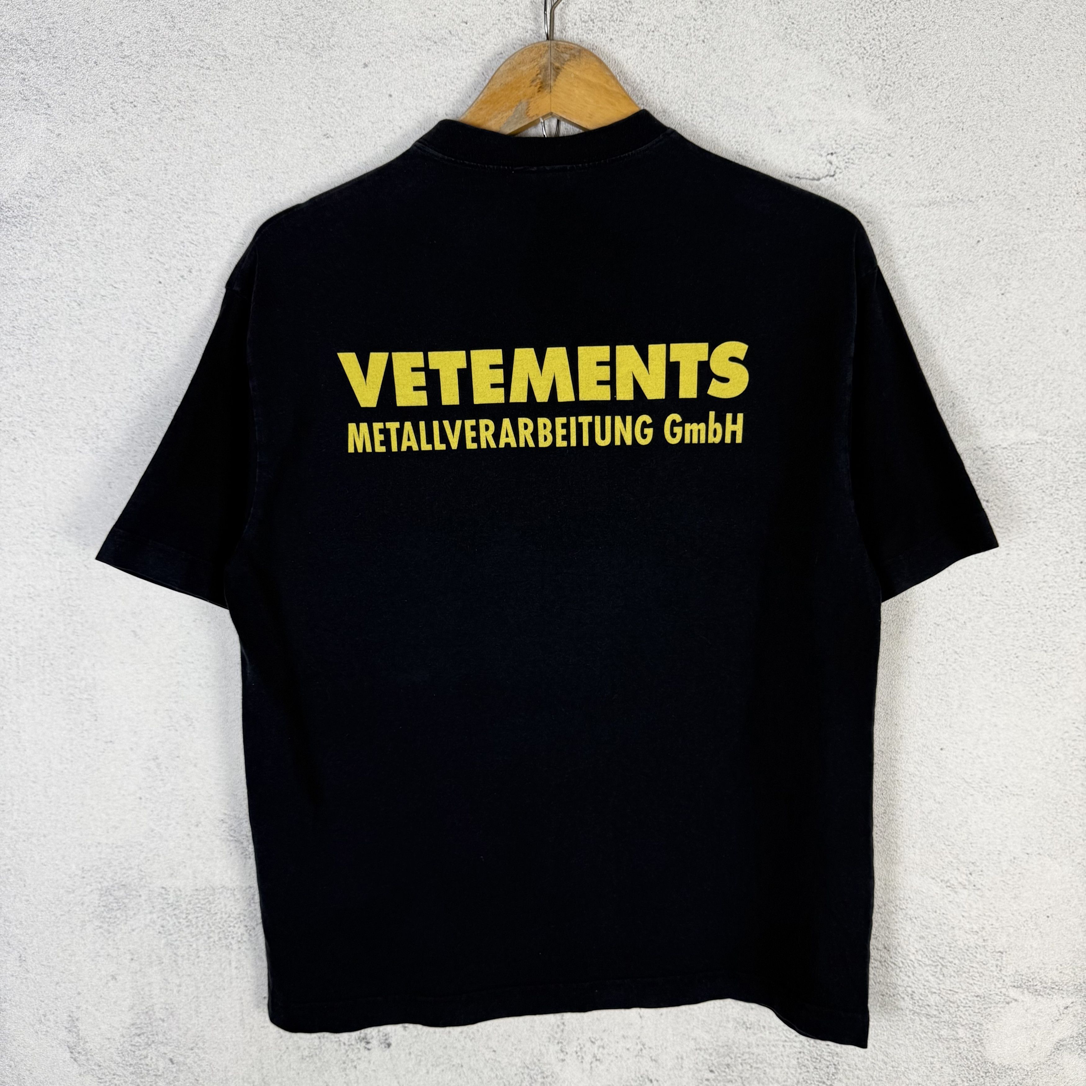 Vetements Vetements SS18 METALLVERARBEITUNG Tshirt Size US XS / EU 42 / 0 - 1 Thumbnail