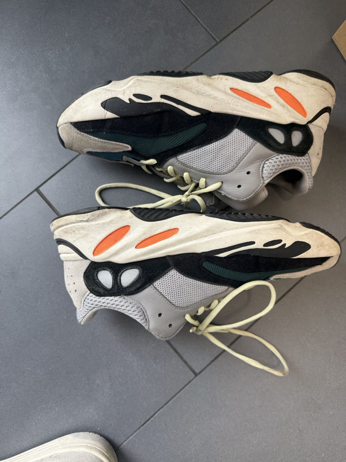 Yeezy Yeezy Adidas 700 Waverunner OG Size US 10.5 / EU 43-44 - 6 Thumbnail