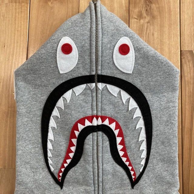 Bape BAPE Shark Full Zip Hoodie Gray x White a bathing ape NIGO Size US L / EU 52-54 / 3 - 3 Thumbnail