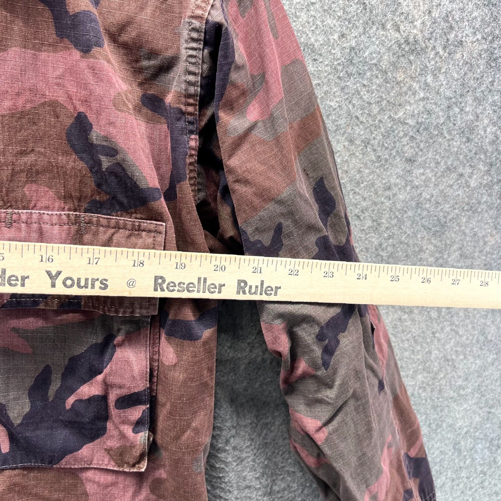Vintage VINTAGE U.S. Military Jacket Men Medium Adult Camouflage Canvas Cotton Long Coat Brown Green Red Fall Winter Spring Regular Mens Size US M / EU 48-50 / 2 - 5 Thumbnail