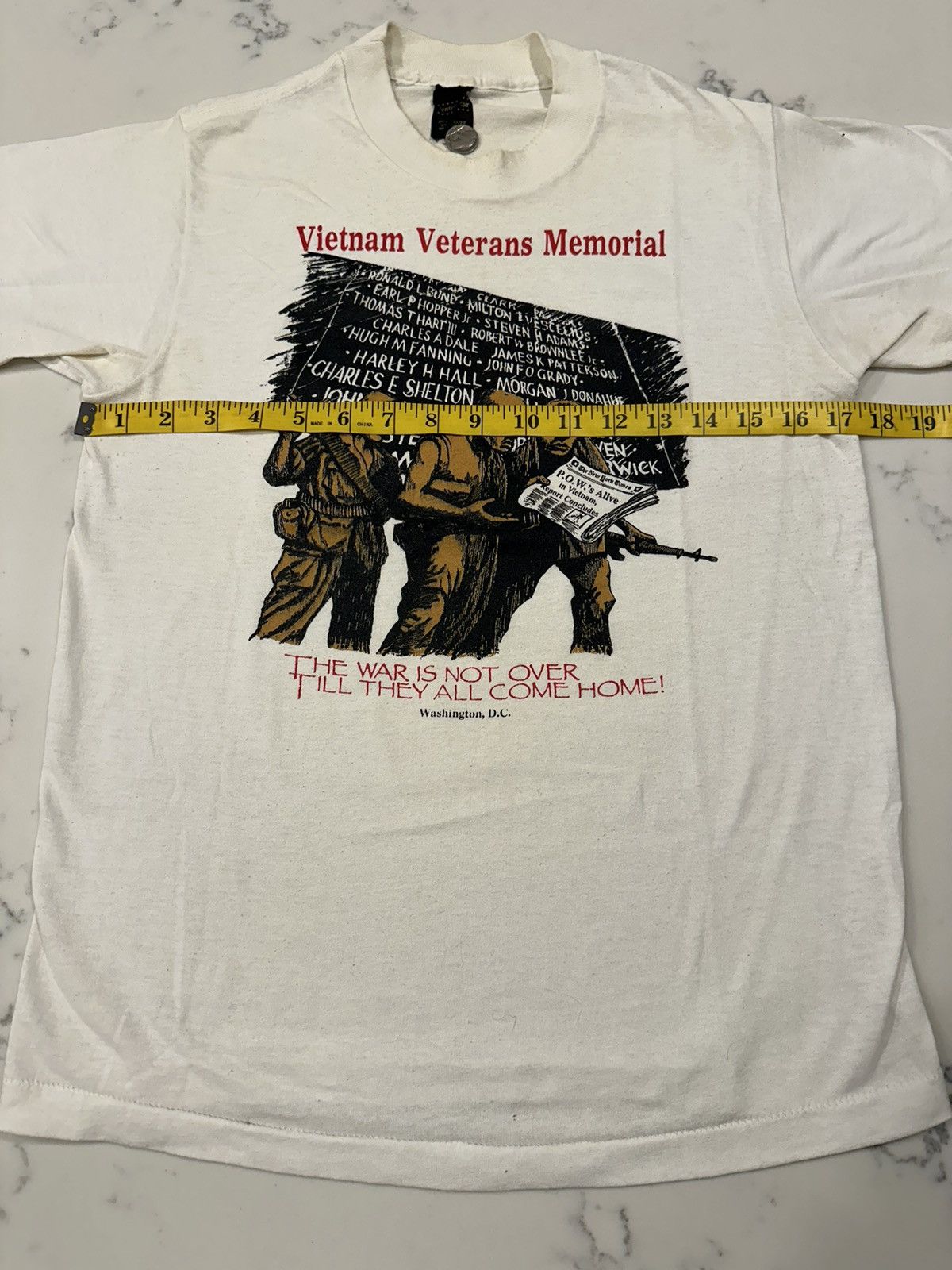 Vintage Vintage 1980s Vietnam Veterans Memorial T-Shirt Size Small Size US S / EU 44-46 / 1 - 6 Thumbnail