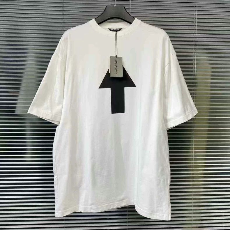Balenciaga Balenciaga Short-sleeved arrow WiFi Size US XS / EU 42 / 0 - 1 Thumbnail