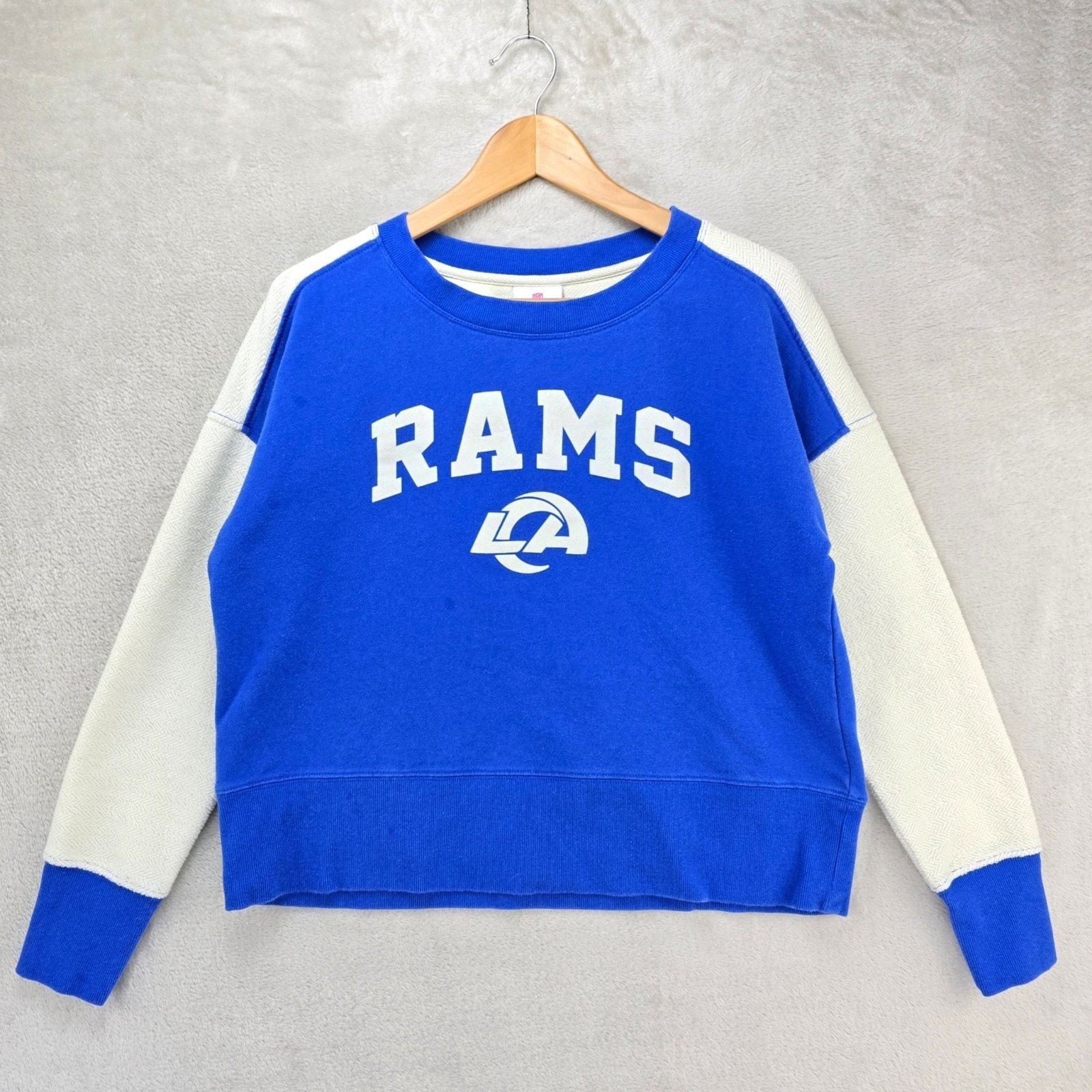 NFL Los Angeles Rams Sweater Teens Apparel Girls Large *FLAWS* Size L / US 10 / IT 46 - 1 Thumbnail