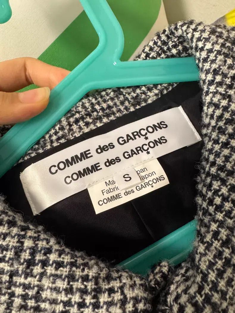 Comme des Garcons Comme Des Garcons Houndstooth Asymmetric Jacket Size S / US 4 / IT 40 - 4 Thumbnail
