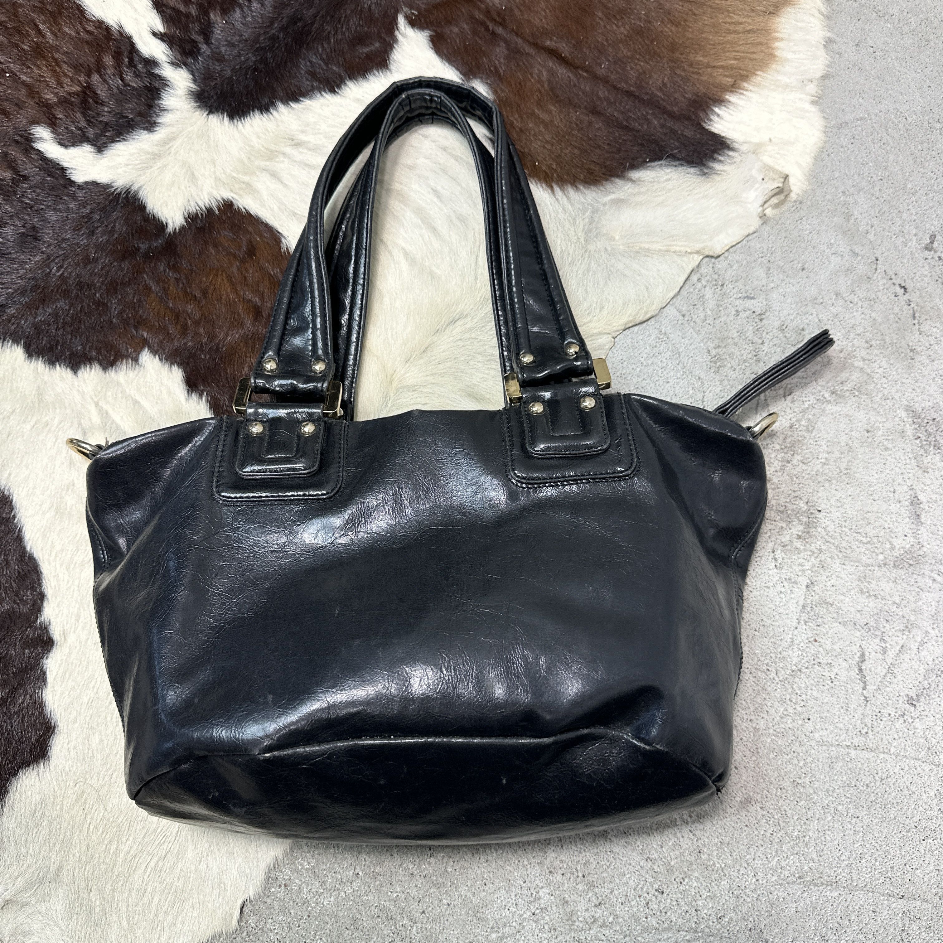 Guess Vintage Leather Hobo Old Money Guess Bag Y2K Size ONE SIZE - 8 Thumbnail