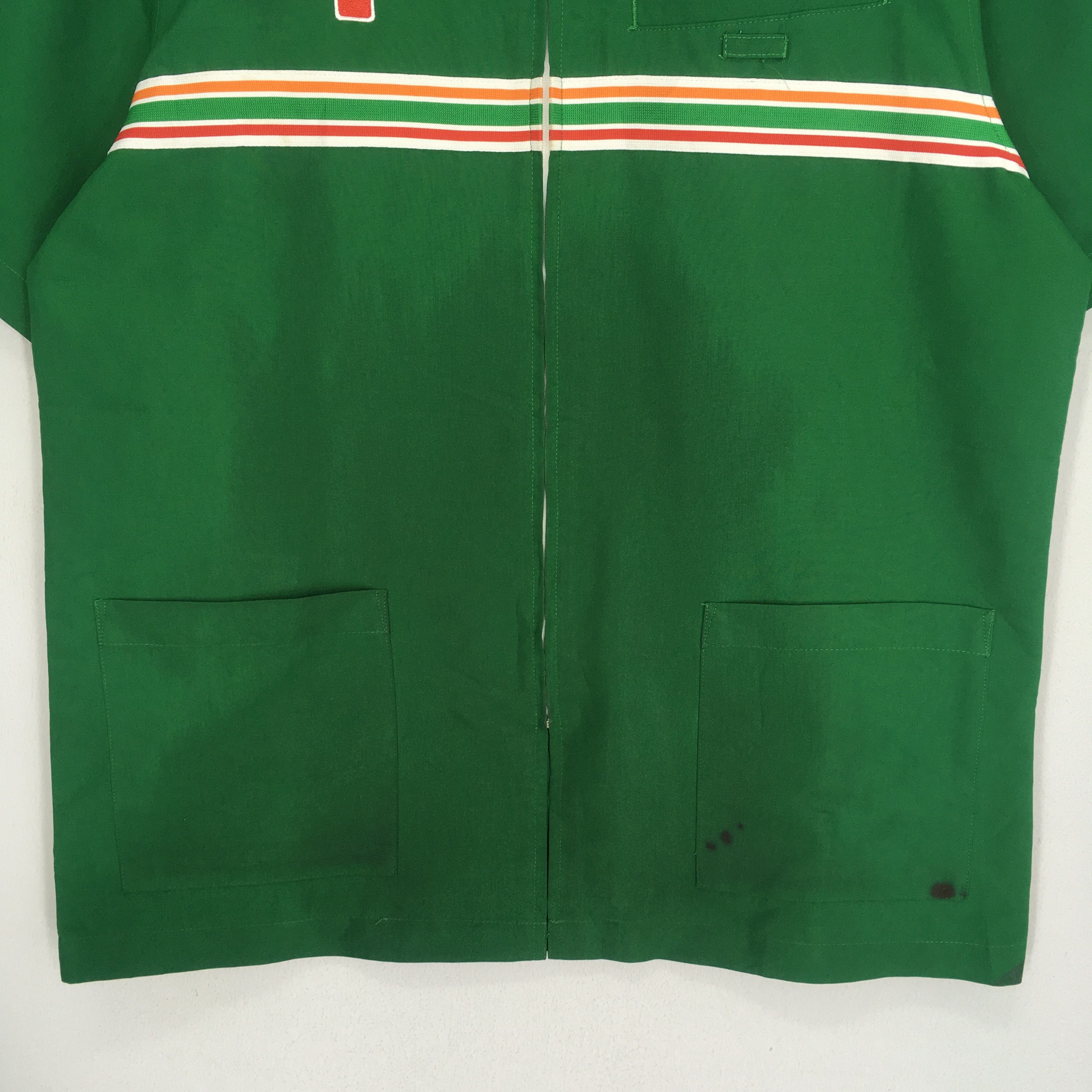 Japanese Brand Vintage 7-Eleven Workers Shirt Zipper Three Pocket Size US L / EU 52-54 / 3 - 3 Thumbnail