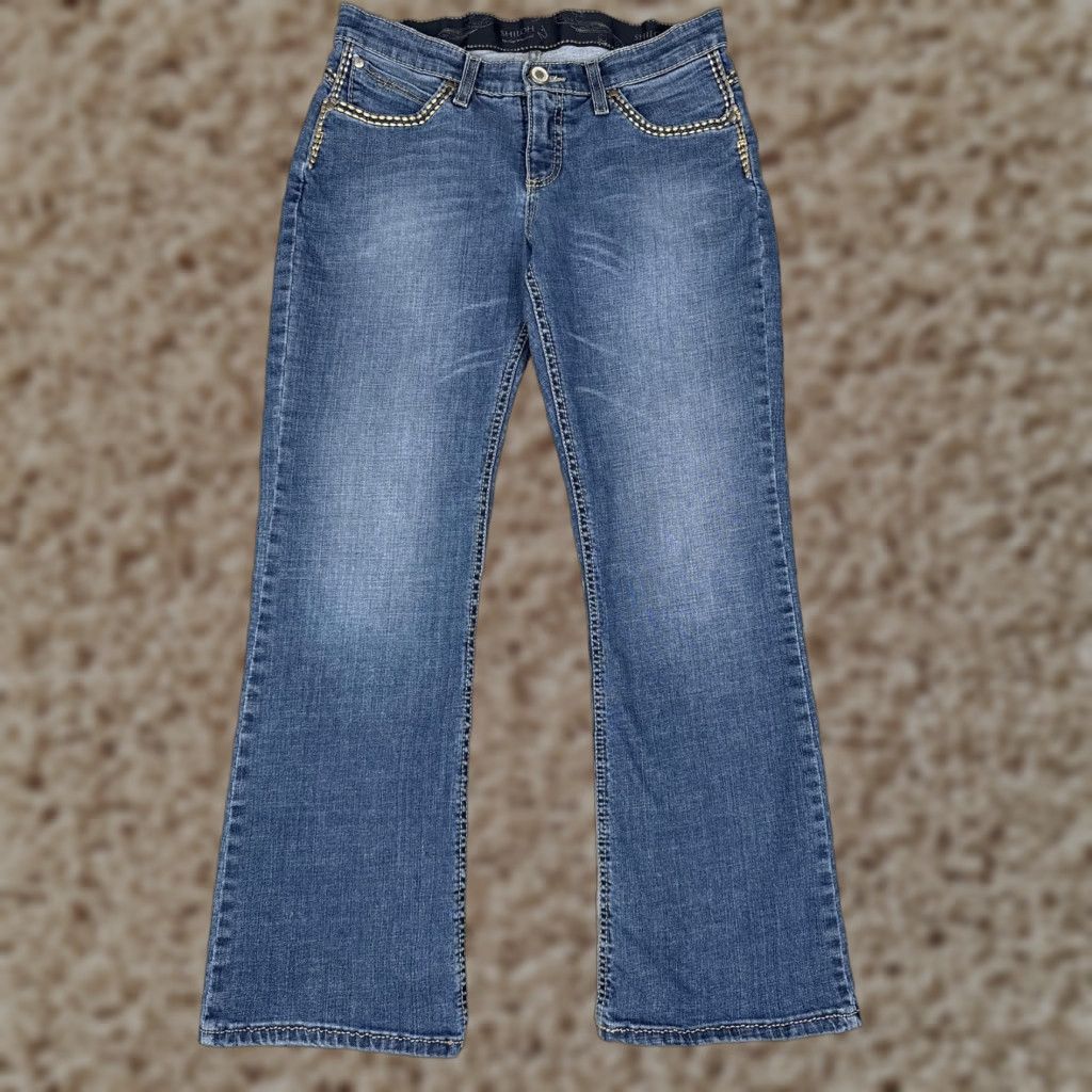 Denime Shiloh Jeans Bootcut Juniors 7/8 Blue Medium Wash Low Rise Stretch Denim 29x32 Size 28" / US 6 / IT 42 - 1 Thumbnail