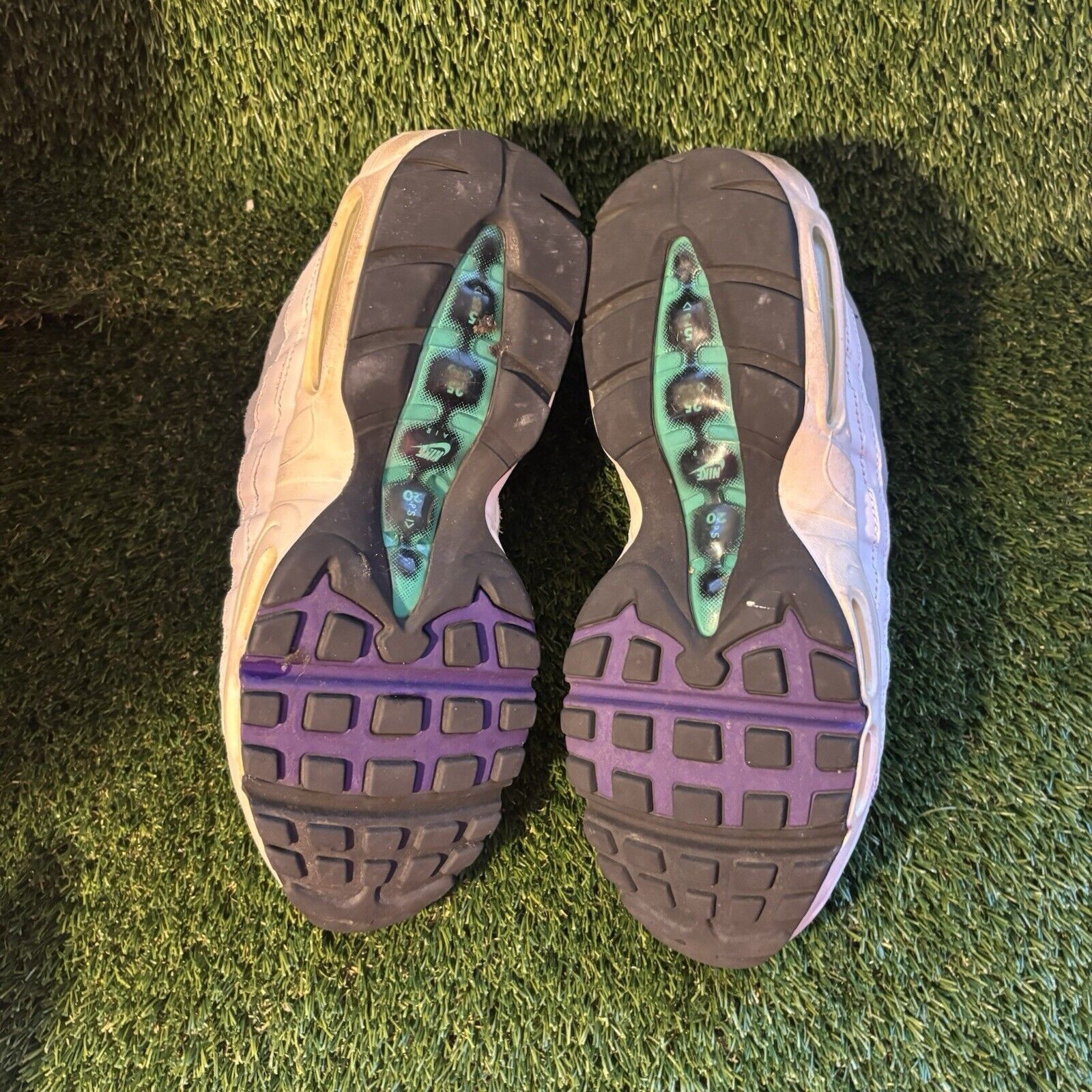 Nike Size 8 - Nike Air Max 95 2018 Grape W Size US 8 / IT 38 - 8 Thumbnail