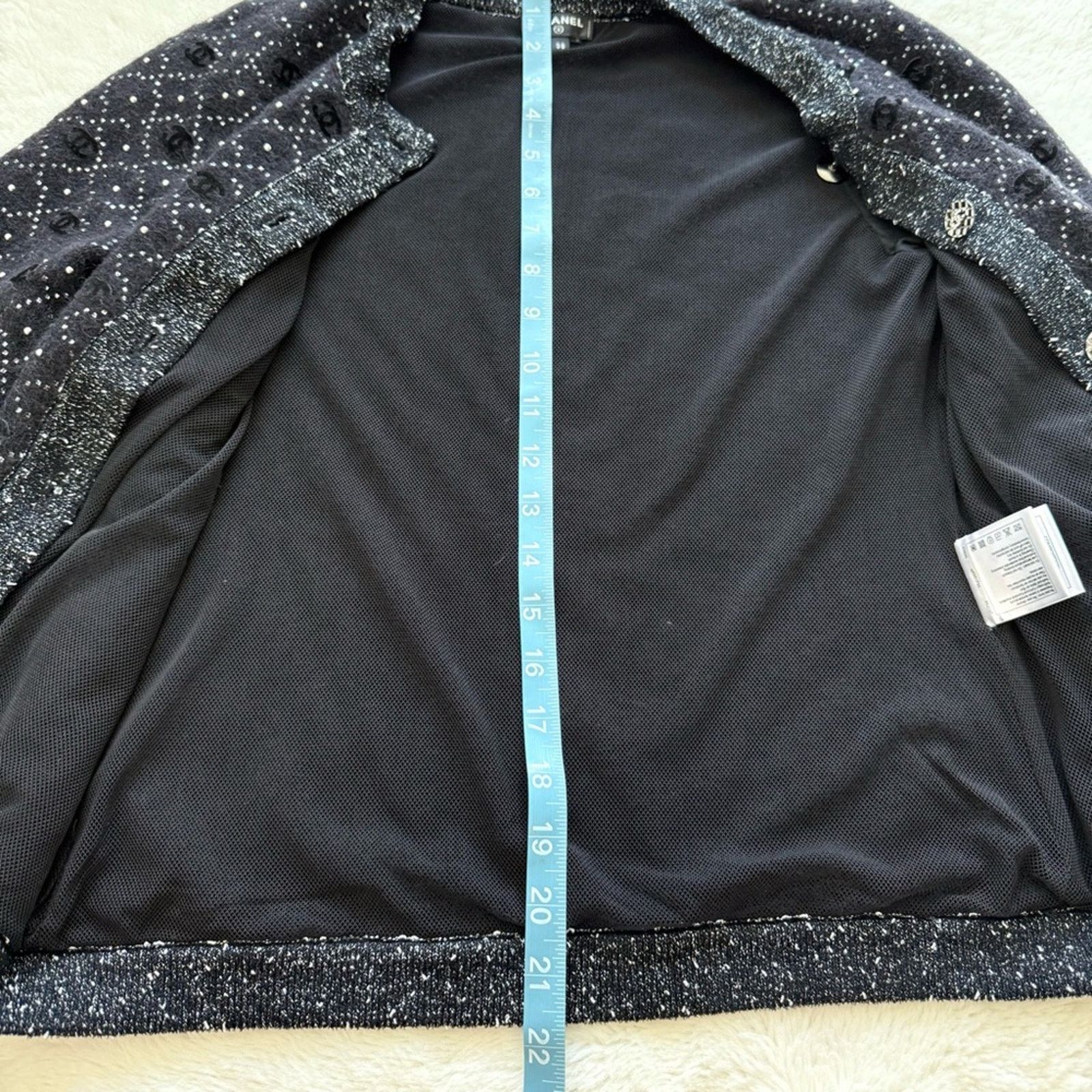 Chanel CHANEL wool knit cardigan size 38 FR 2022 Authentic 7800$ Size M / US 6-8 / IT 42-44 - 10 Thumbnail