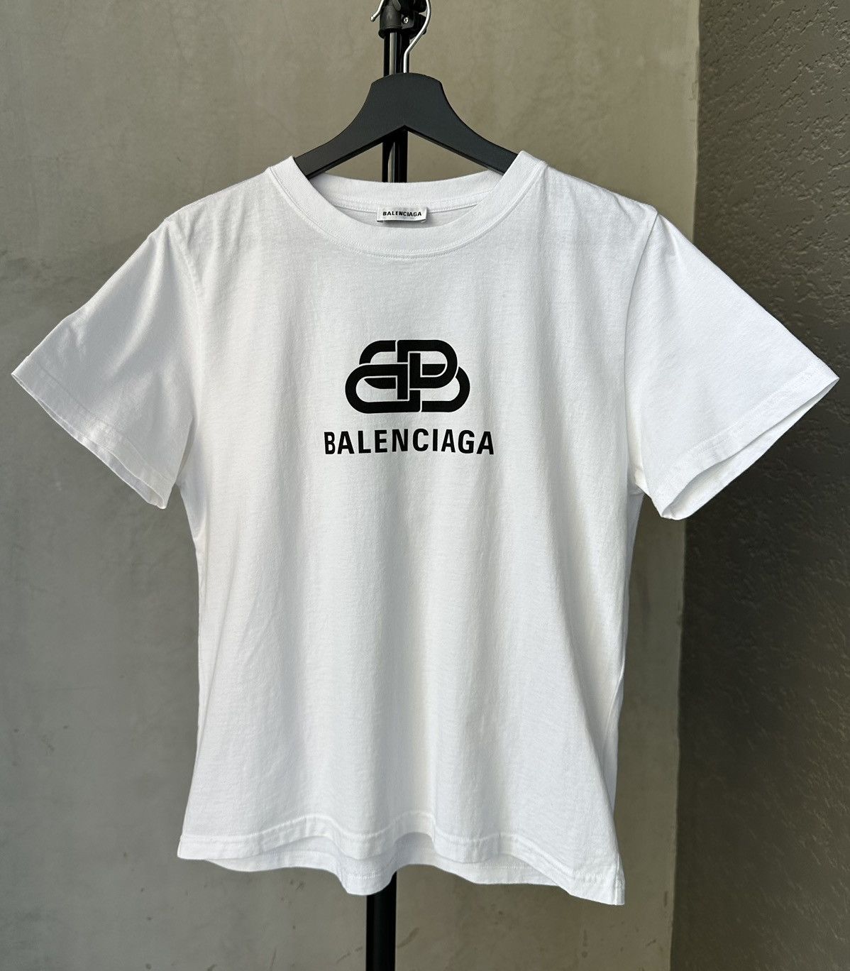 Balenciaga Balenciaga T-shirt BB Size XL / US 12-14 / IT 48-50 - 1 Thumbnail