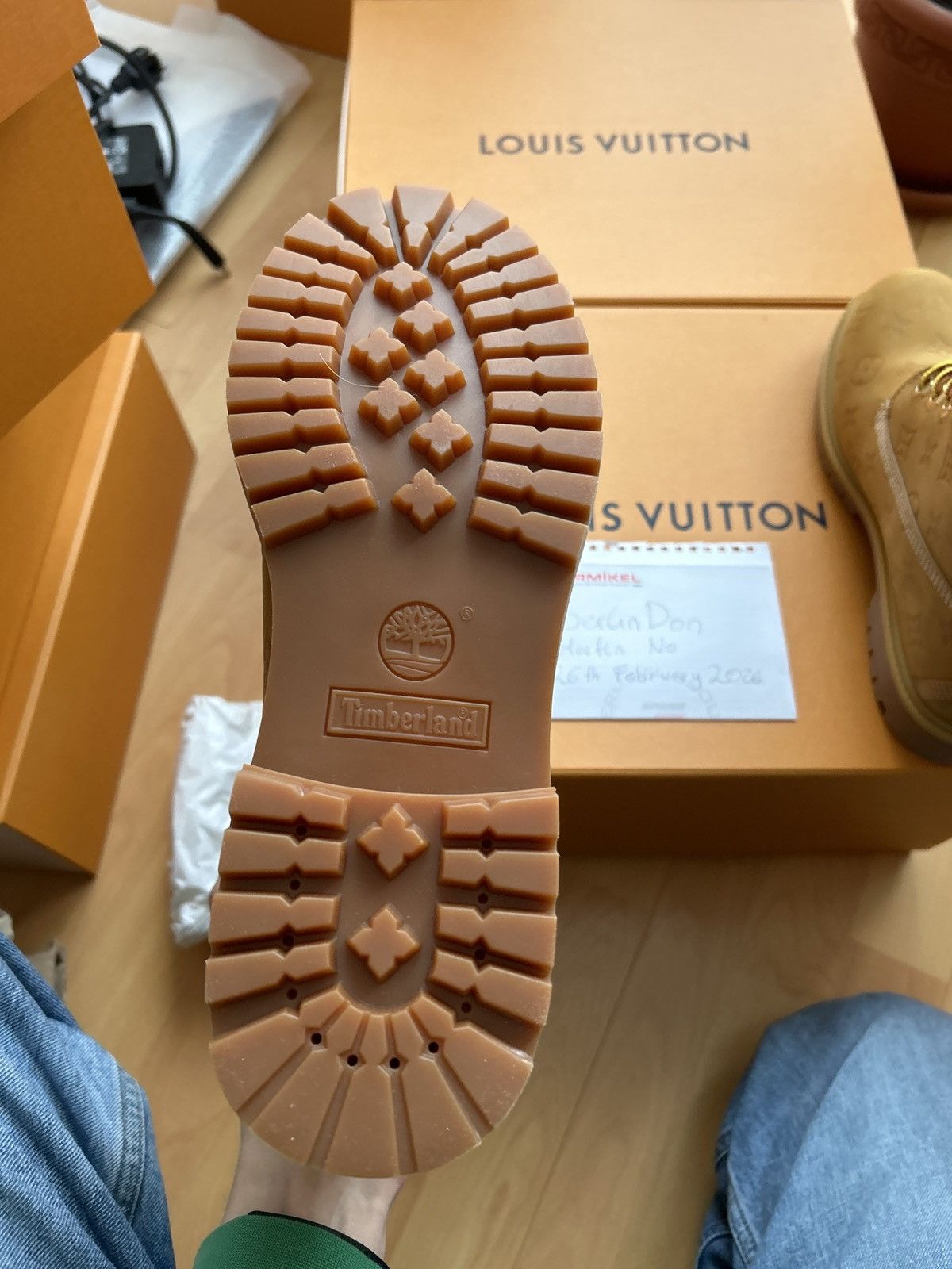 Louis Vuitton Louis Vuitton x Timberland US 10 Size US 10 / EU 43 - 10 Thumbnail