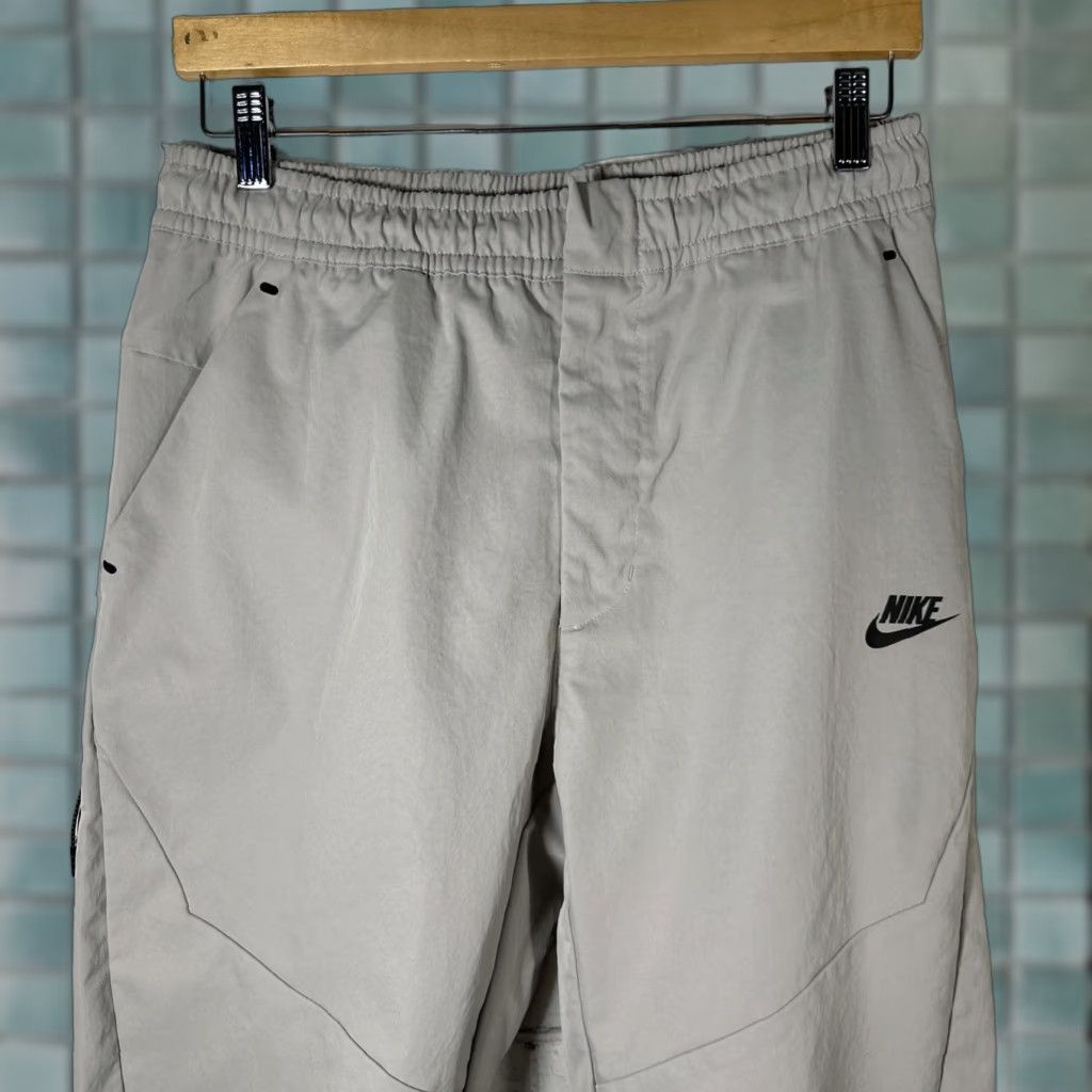 Nike Tech Essentials Commuter Pants Men M Gray Iron Ore Black DH4224-012