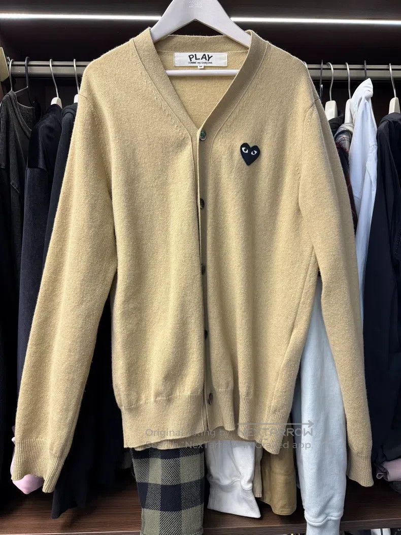 Comme des Garcons Comme Des Garcons Beige black-heart cardigan Size M / US 6-8 / IT 42-44 - 1 Thumbnail