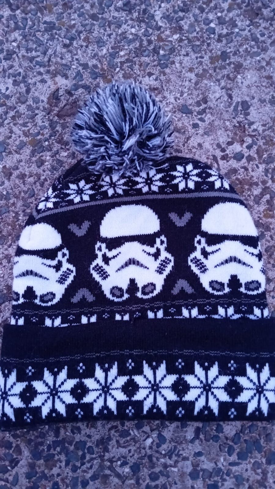 Star Wars Star Wars Storm Trooper Black/White Beanie Pom Pom Size ONE SIZE - 1 Thumbnail