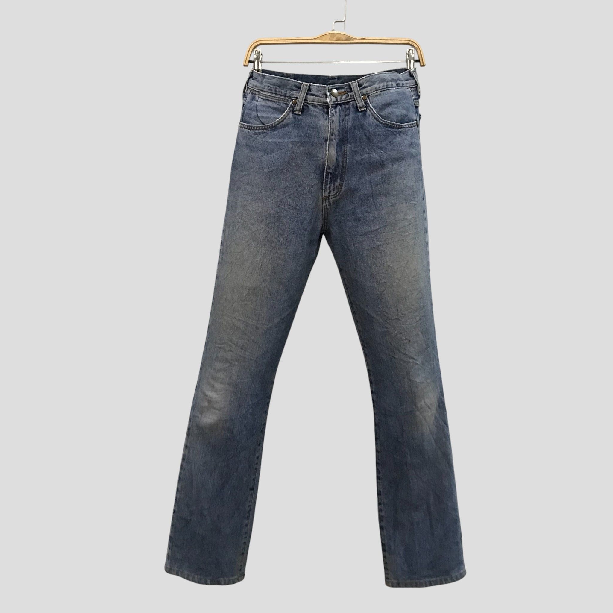 Wrangler Vintage 90s Wrangler Light Wash Straight/ Slight Flare Jeans Size US 31 - 1 Thumbnail