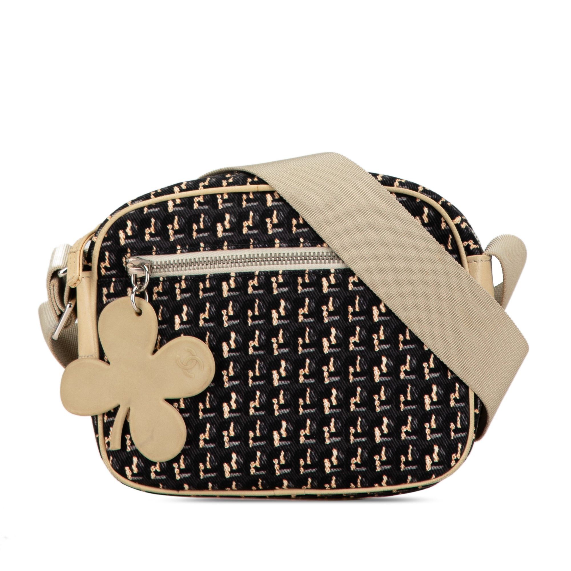 Chanel Chanel Canvas Lucky Clover Camera Bag Black Size ONE SIZE - 1 Thumbnail