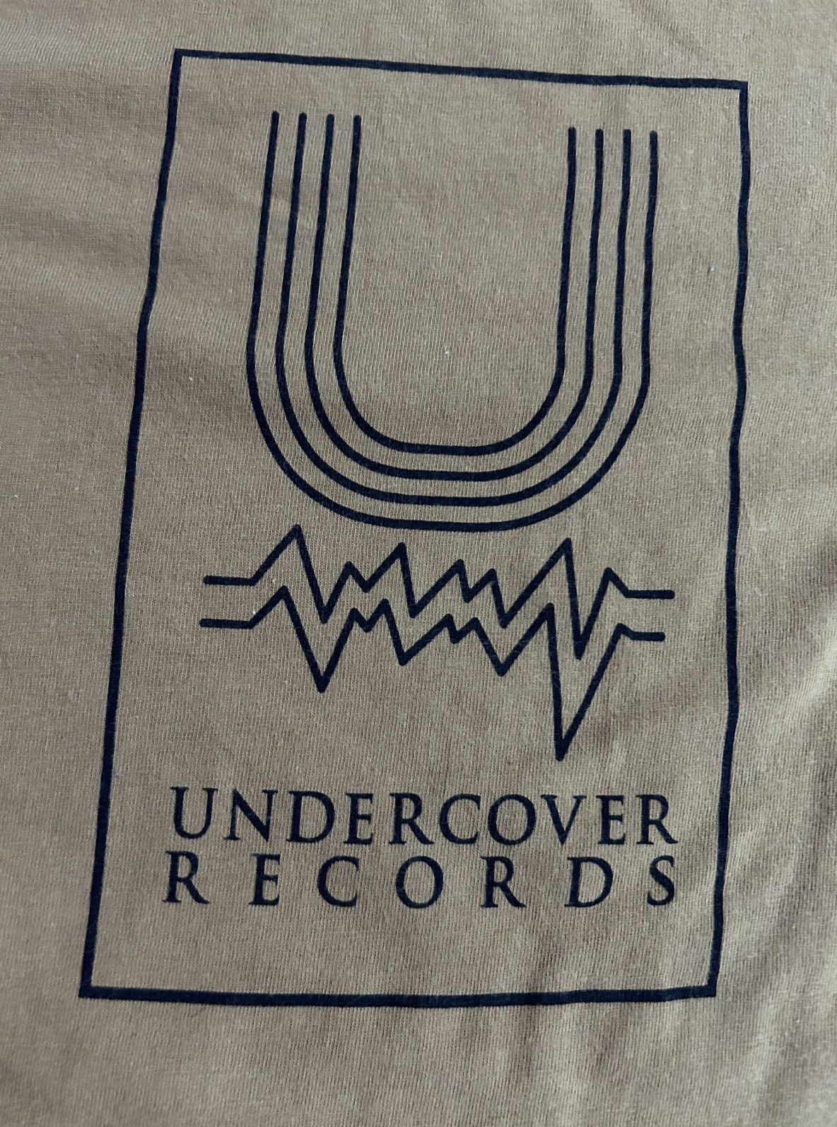 Japanese Brand × Jun Takahashi × Undercover 💥UNDERCOVER RECORD THEO BURP Tshirt Size XS / US 0-2 / IT 36-38 - 5 Thumbnail