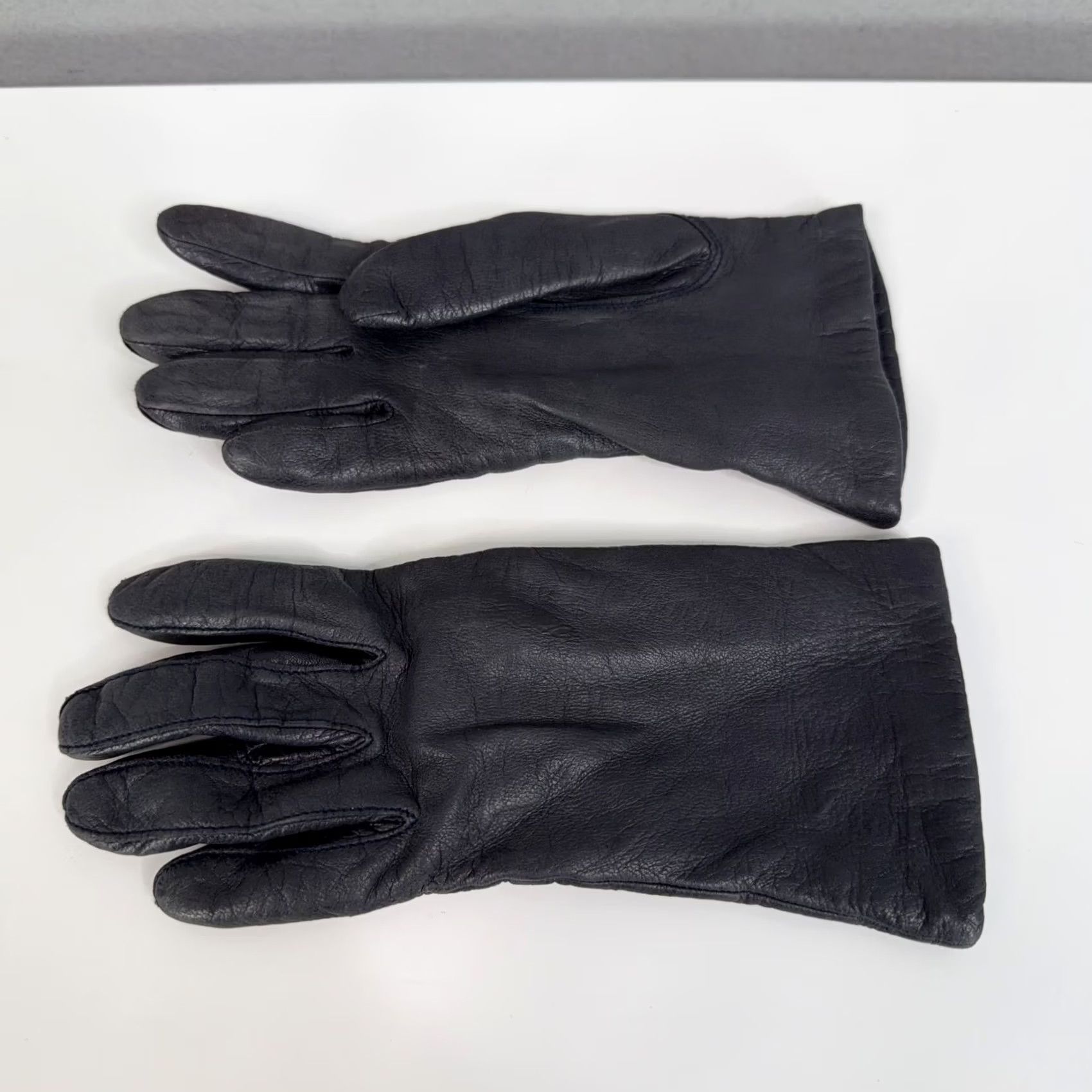 Vintage VINTAGE Fownes Leather Gloves Womens 7 Black Lined Genuine Leather Winter Knit Driving Size ONE SIZE - 2 Thumbnail