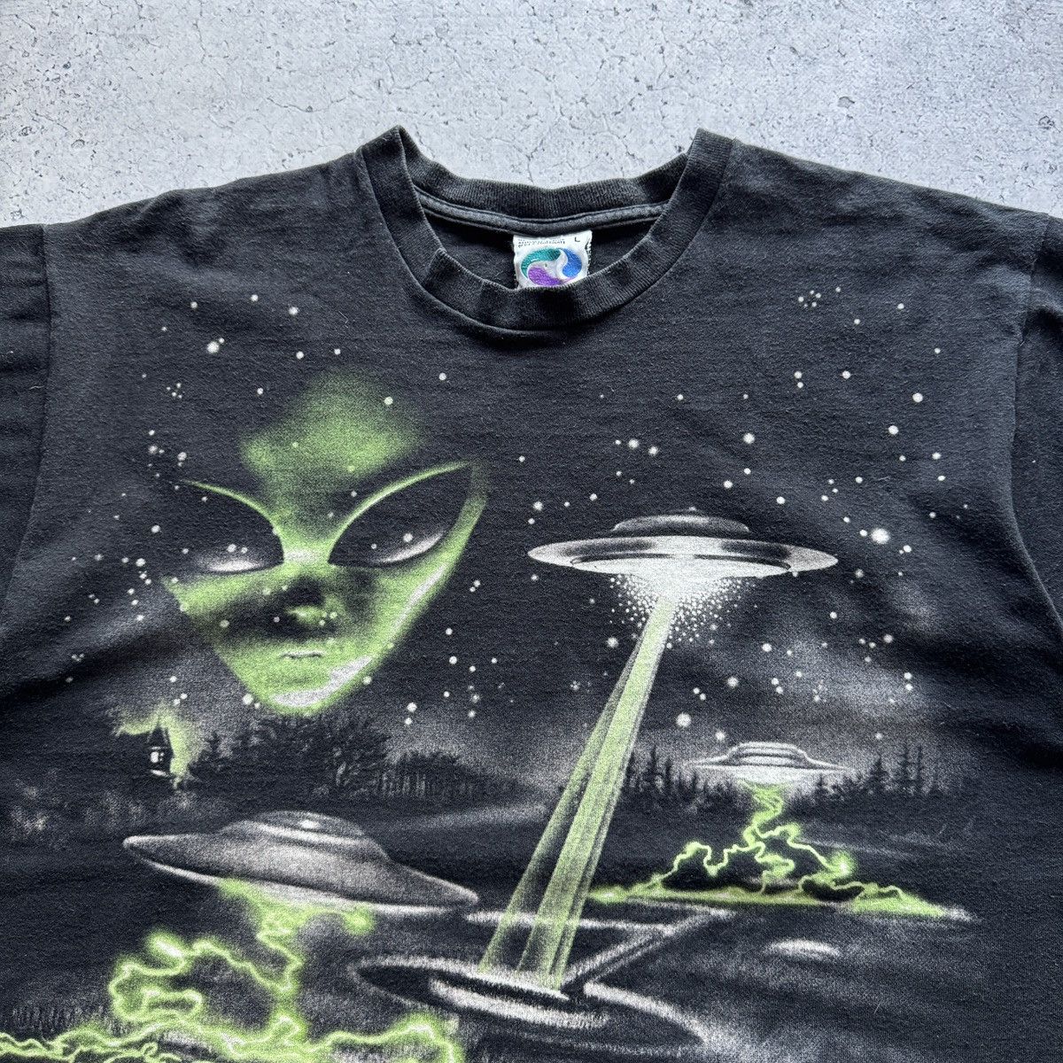 Liquid Blue Rare Liquid Blue Alien Vintage 1997 T Shirt Single Stitch Size US L / EU 52-54 / 3 - 3 Thumbnail