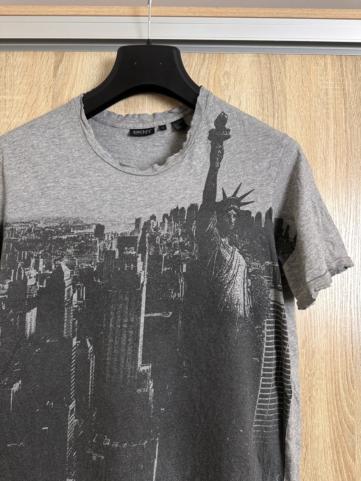 DKNY 🔥 Vintage 90s DKNY Jeans New York Tee T Shirt USA Streetwear Size US M / EU 48-50 / 2 - 2 Thumbnail