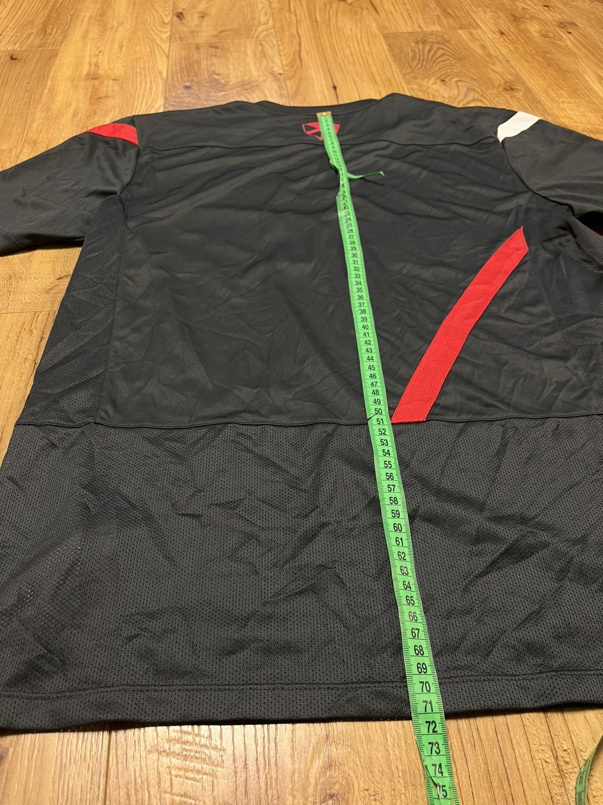 Nike 2012-13 Manchester United Training Football Jersey Nike Size US M / EU 48-50 / 2 - 6 Thumbnail