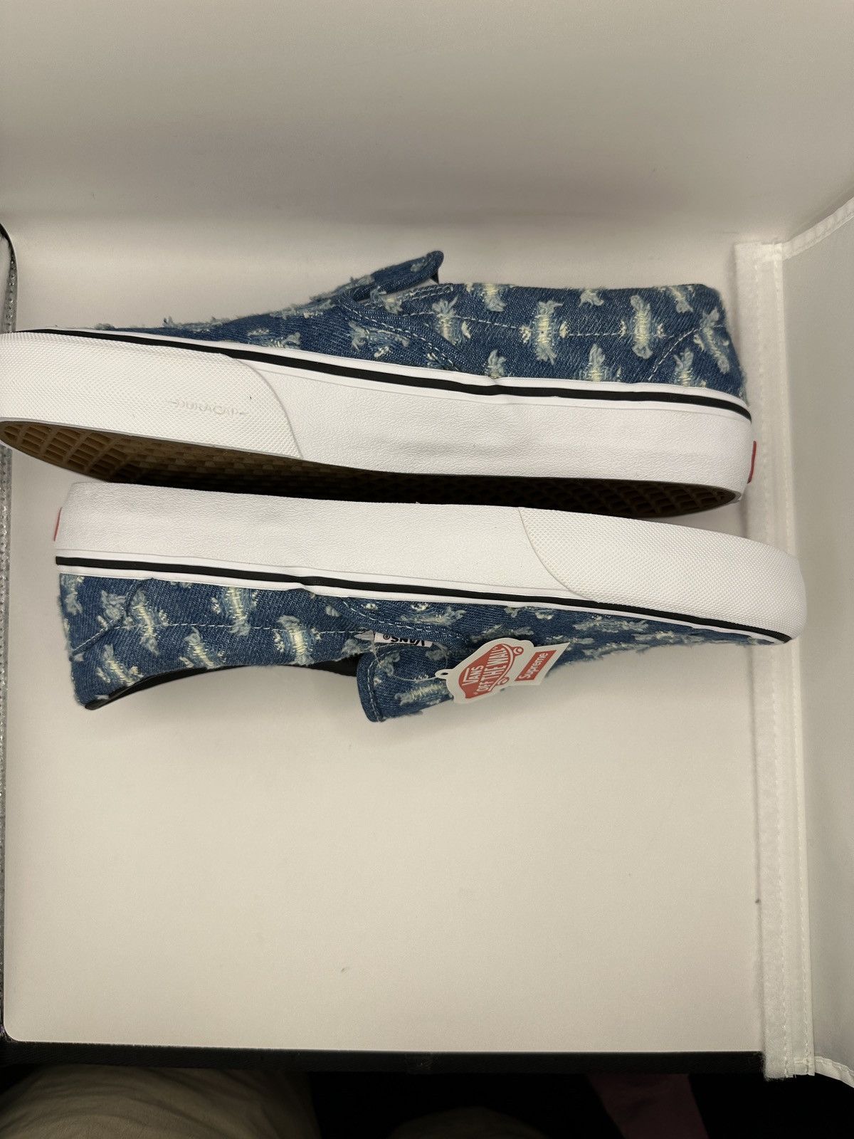 Supreme Vans Supreme Hole Punch Denim Blue Size US 10.5 / EU 43-44 - 4 Thumbnail