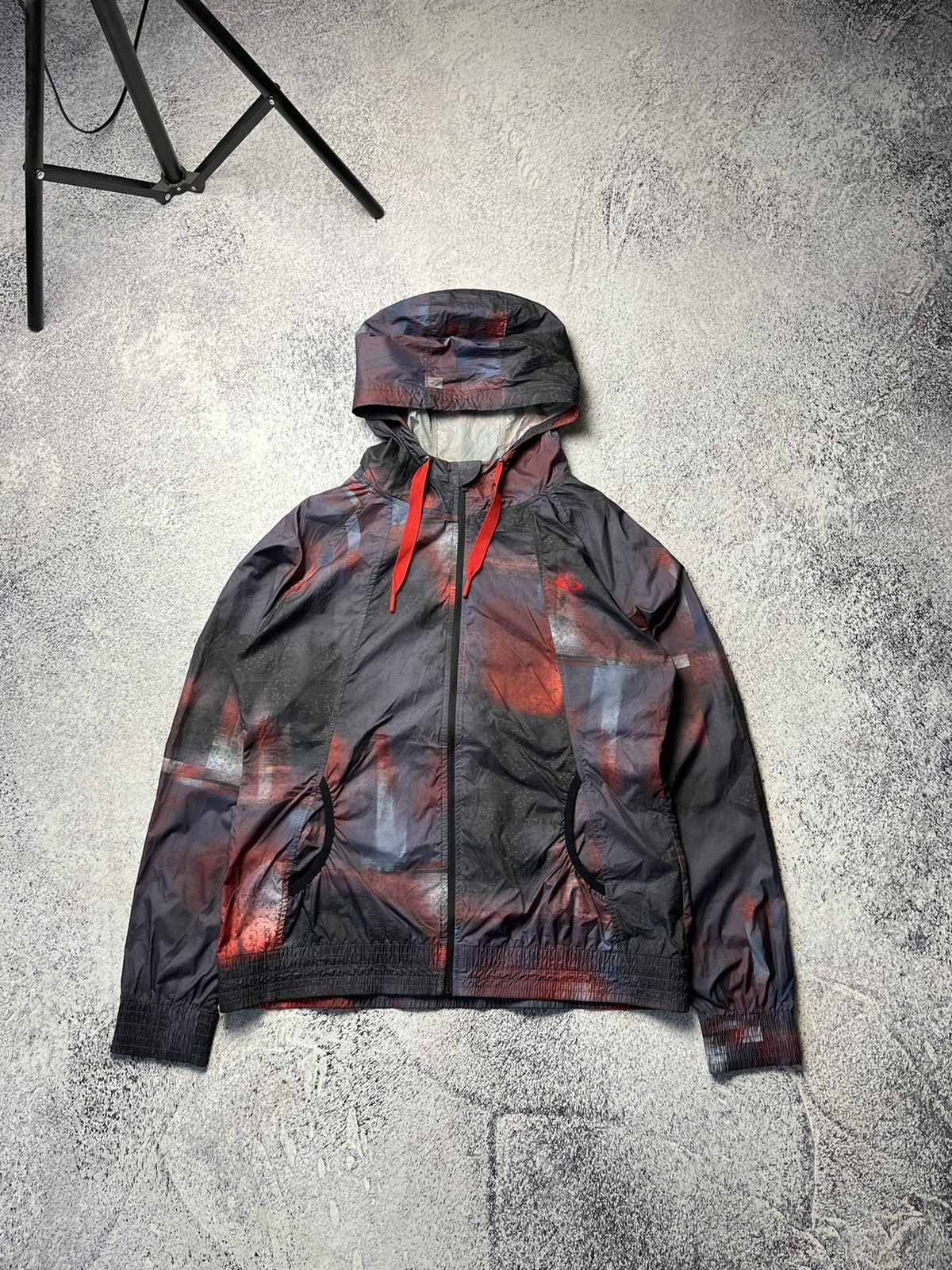 Oakley Vintage Oakley waterproof windbreaker jacket size L Size US L / EU 52-54 / 3 - 5 Thumbnail