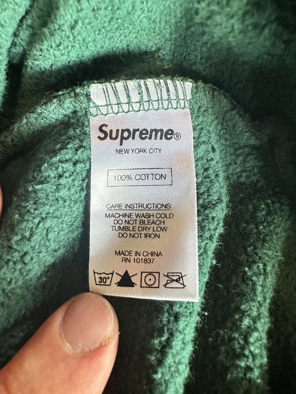 Supreme Supreme Hoodie Size US L / EU 52-54 / 3 - 6 Thumbnail