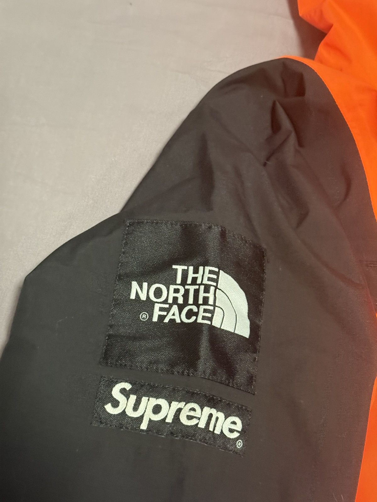 Supreme × The North Face Supreme tnf the north face 16fw orange mountain light Jacket Size US L / EU 52-54 / 3 - 3 Thumbnail