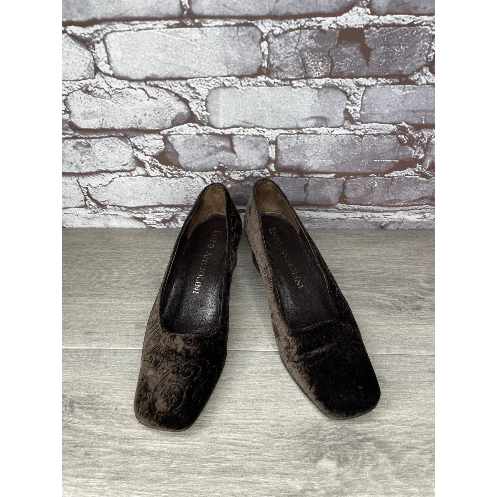 Enzo Bonafe ENZO ANGIOLINI Brown Textured Floral Velvet Block Heels Pump Size US 6 / IT 36 - 2 Thumbnail