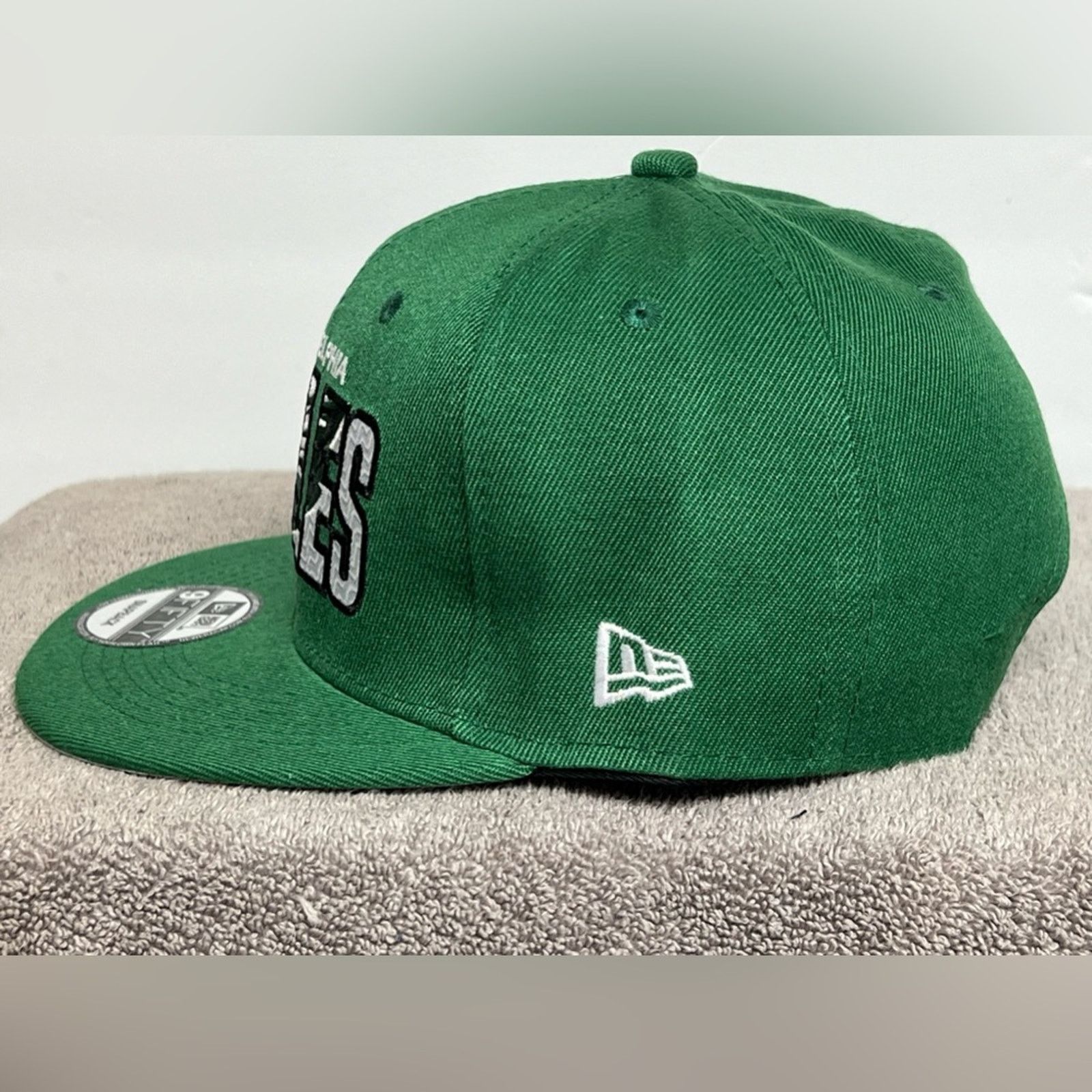 New Era New Era 9FIFTY Snapback Cap NFL Philadelphia Eagles NWT Size ONE SIZE - 4 Thumbnail