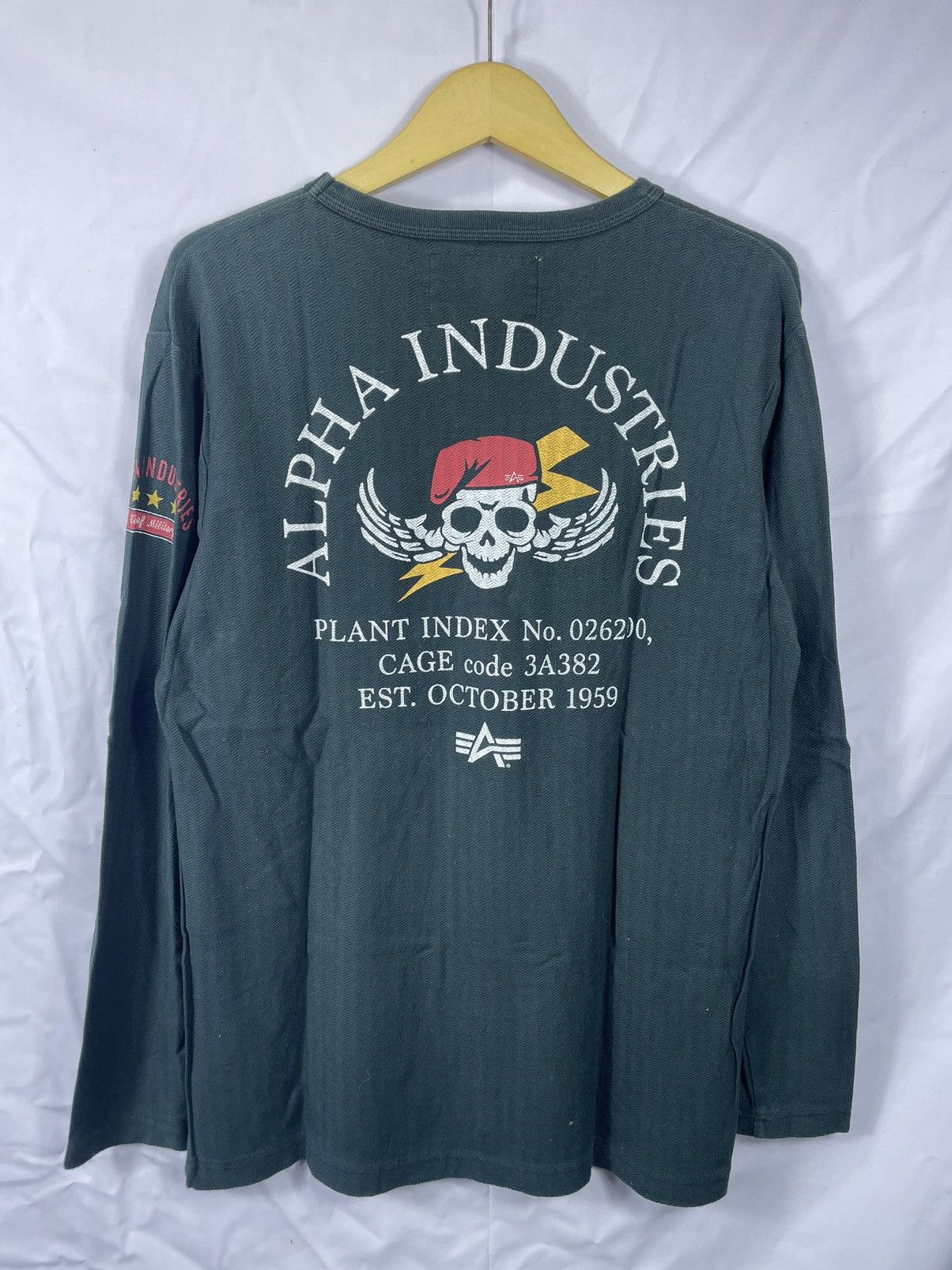 Alpha Industries × Vintage Alpha Industries Longsleeve Tee skull army Size US L / EU 52-54 / 3 - 2 Thumbnail
