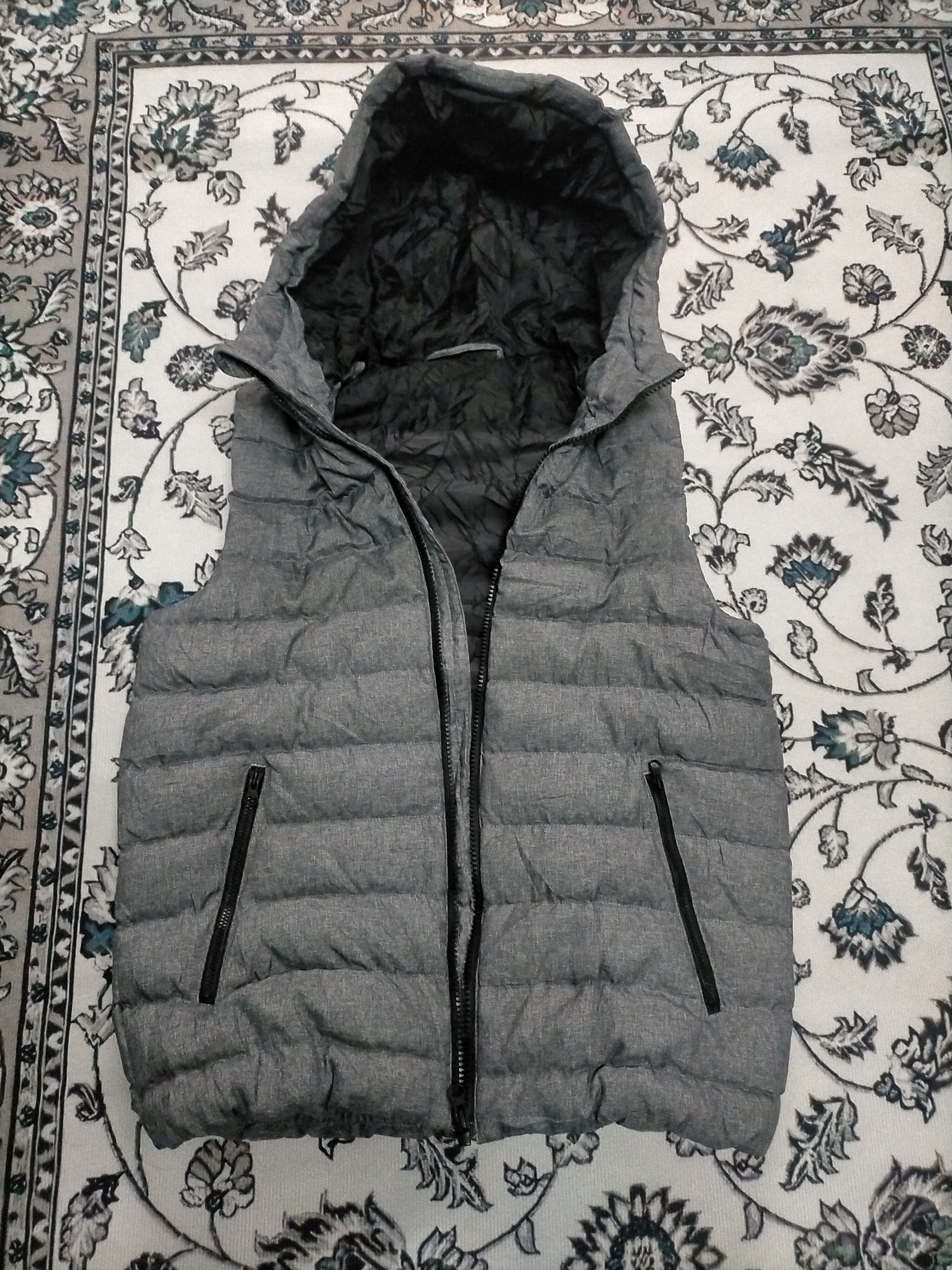 GU × Uniqlo Gu Puffer Vest Jacket Size US S / EU 44-46 / 1 - 1 Thumbnail