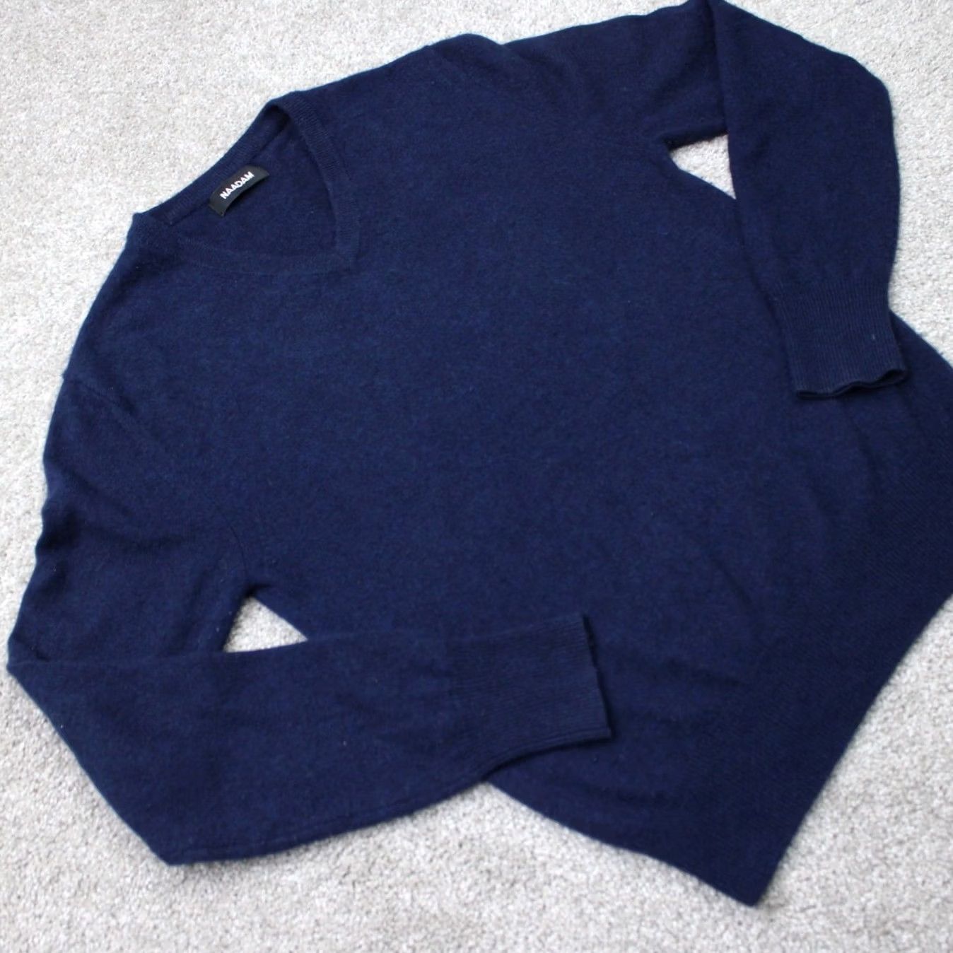 NAADAM Naadam Mens XS Blue 100% Cashmere V-Neck Long Sleeve Pullover Sweater Size US XS / EU 42 / 0 - 4 Thumbnail