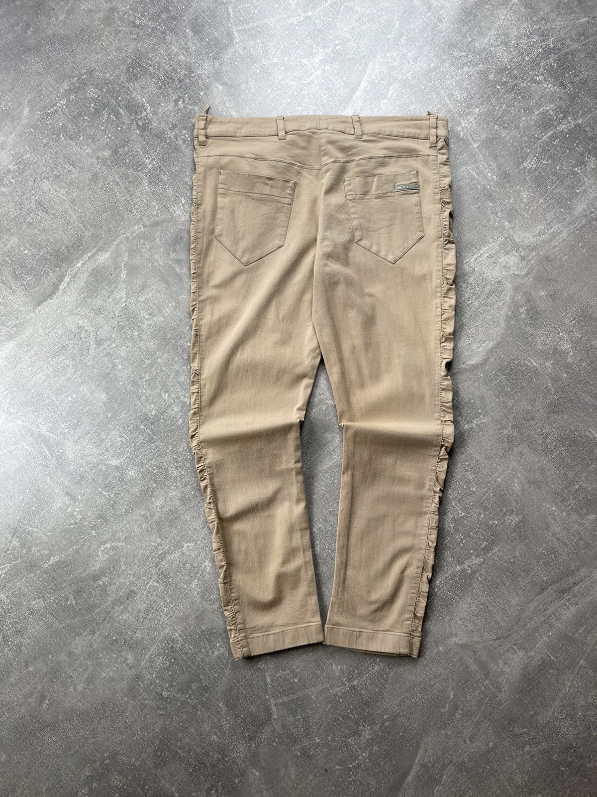 Prada × Vintage Vintage Prada Linea Rossa Y2K Beige Ruffle Slim Pants Size 30" / US 8 / IT 44 - 2 Thumbnail