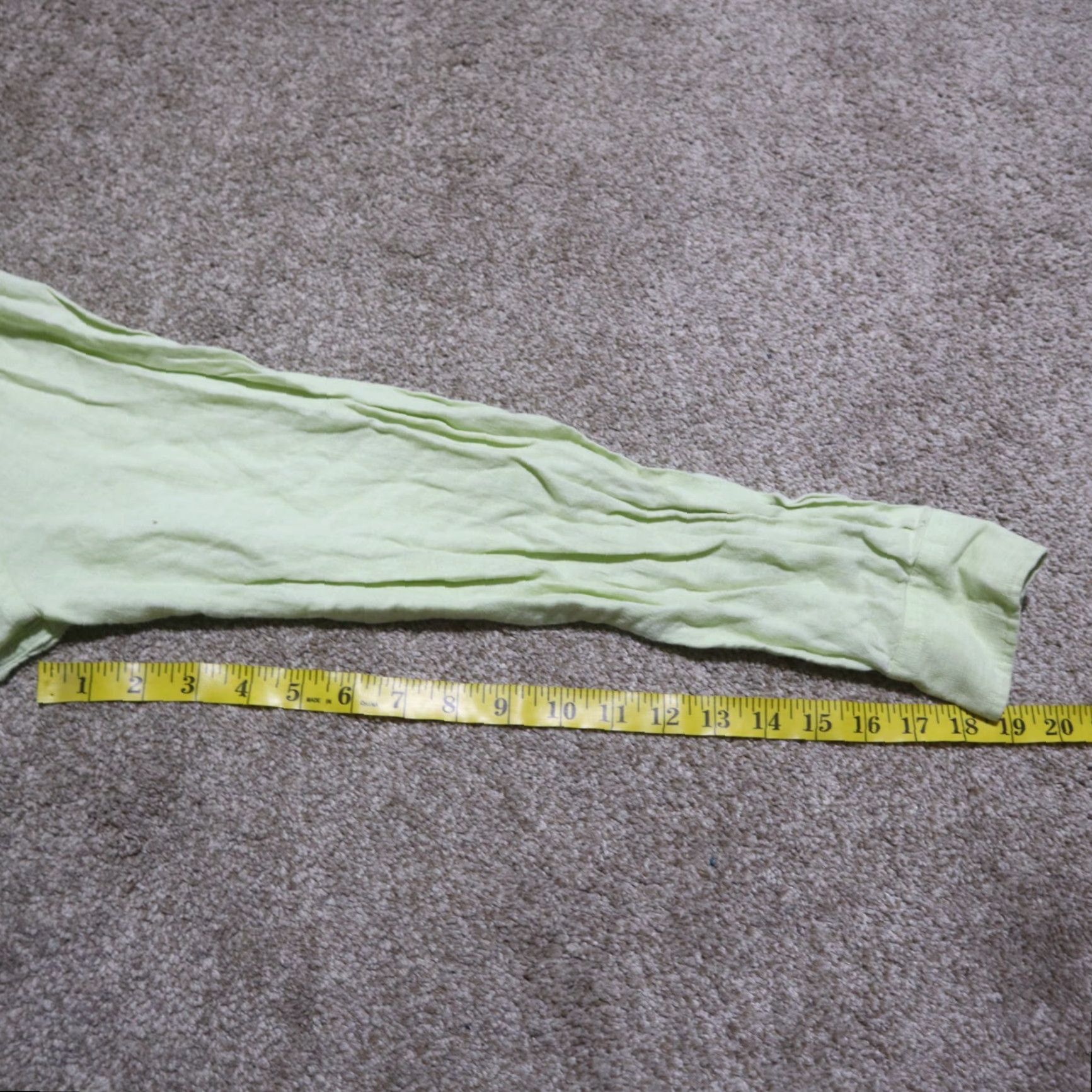 Vintage WH Belk Button-Up Shirt Green Long Sleeve Adult Men Size M Medium Shirt Mens Green Striped Button-Down (Note: ensure original words used) Size US L / EU 52-54 / 3 - 6 Thumbnail