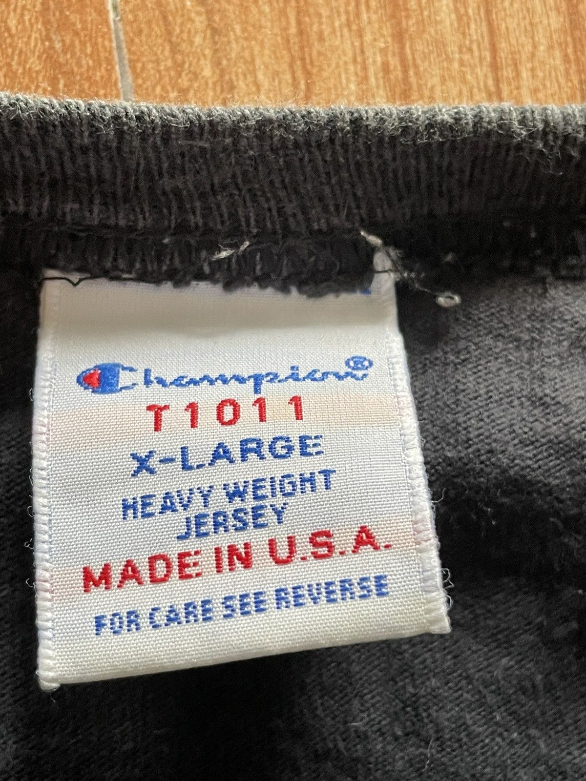 Champion Vintage Champion Tshirt Size XL / US 12-14 / IT 48-50 - 3 Thumbnail