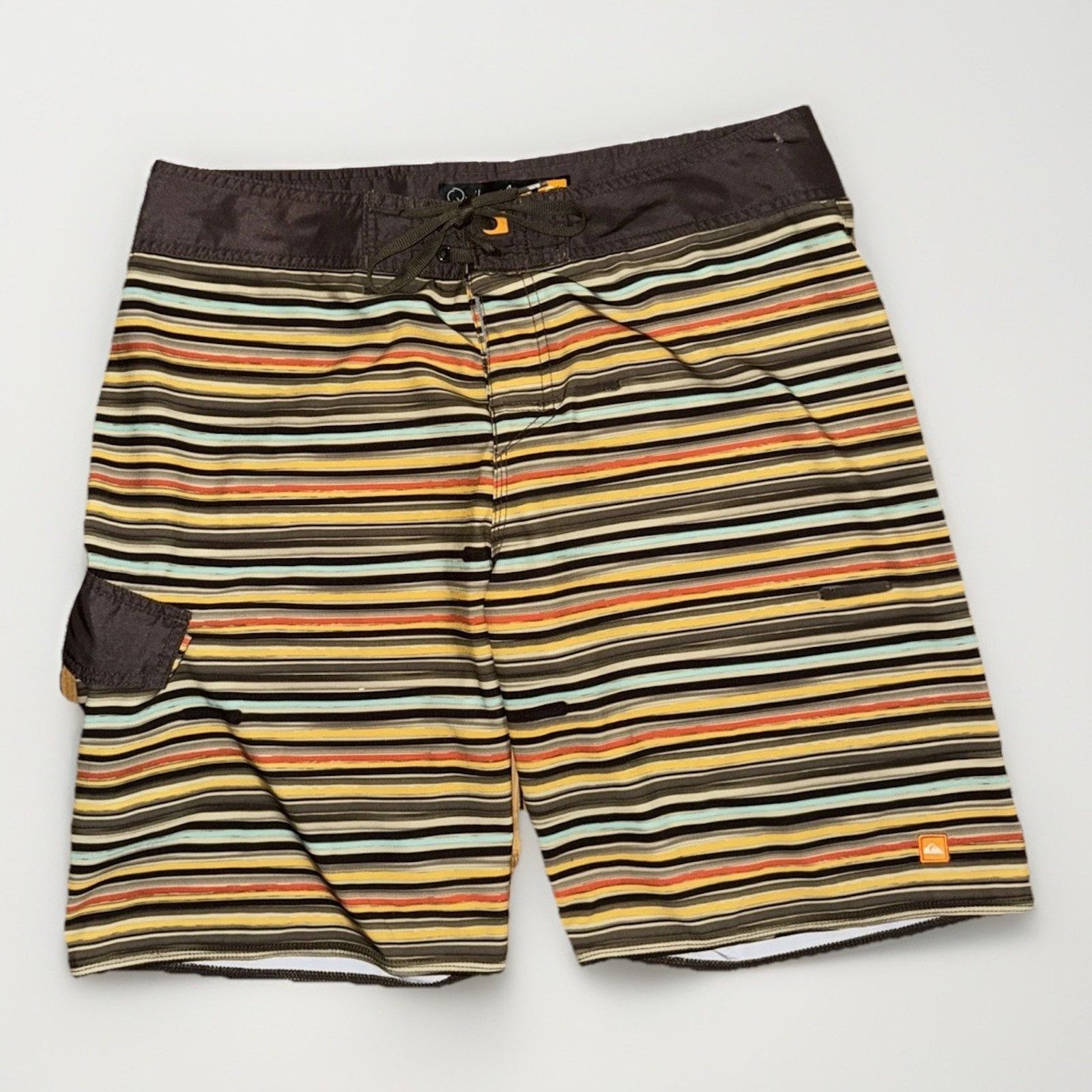 Quiksilver Quiksilver Waterman Collection Board Shorts Size 34 Size US 34 / EU 50 - 1 Thumbnail