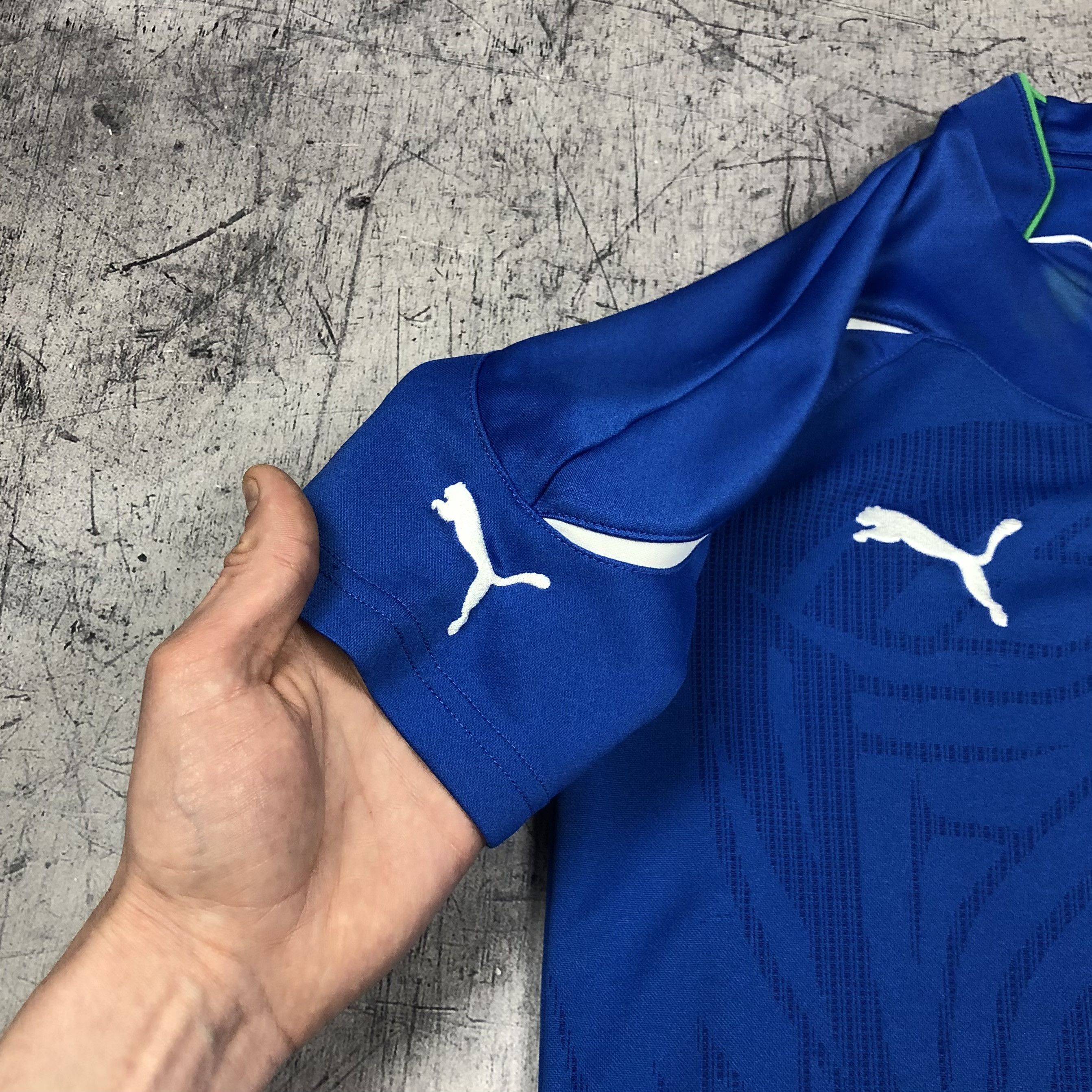 Puma Vintage Italy 2006 World Cup Puma Home Jersey Size US M / EU 48-50 / 2 - 10 Thumbnail