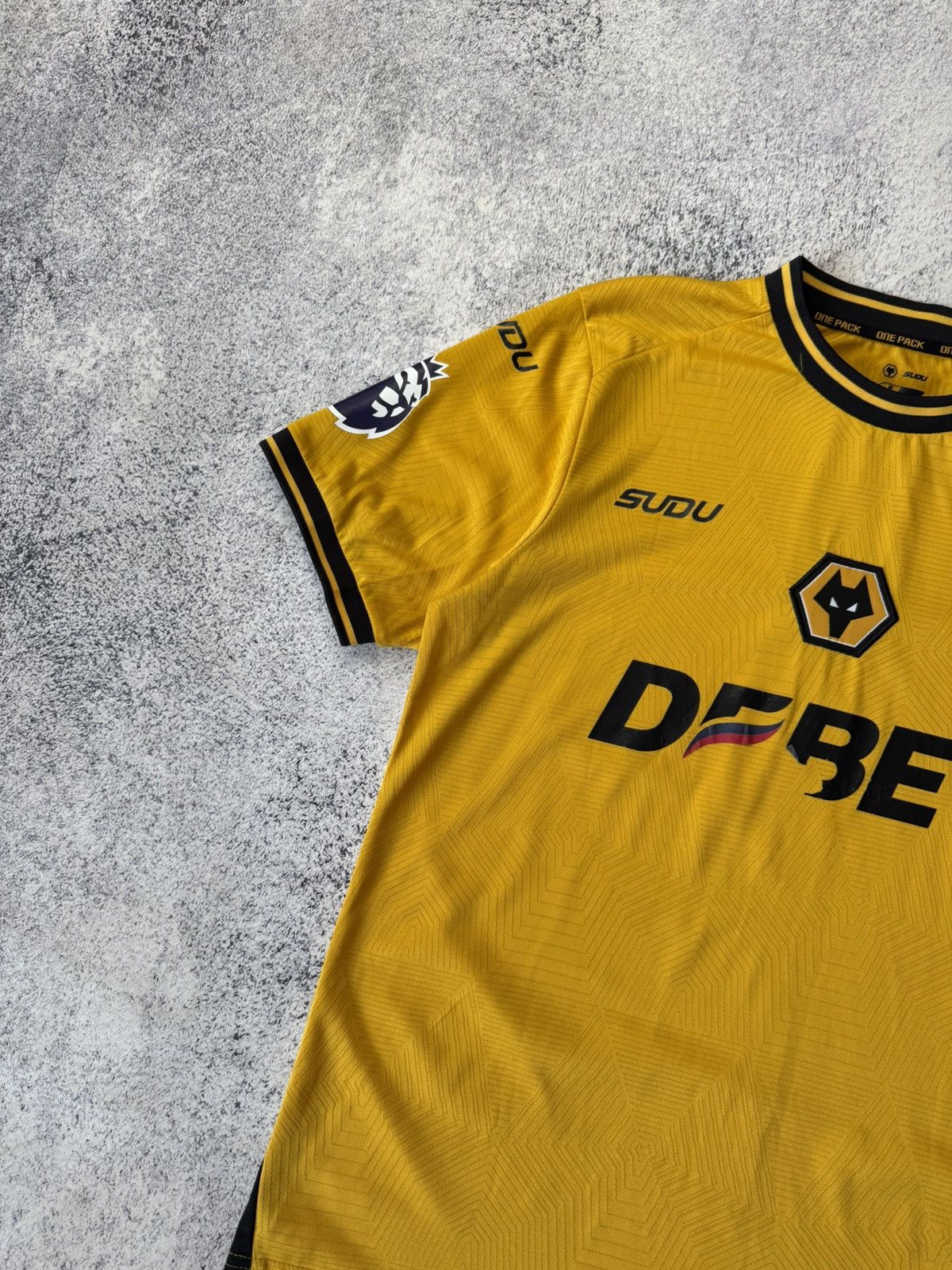 Vintage Wolverhampton Wanderers Sudu 2024/2025 Wolves shirt size M Size US M / EU 48-50 / 2 - 3 Thumbnail