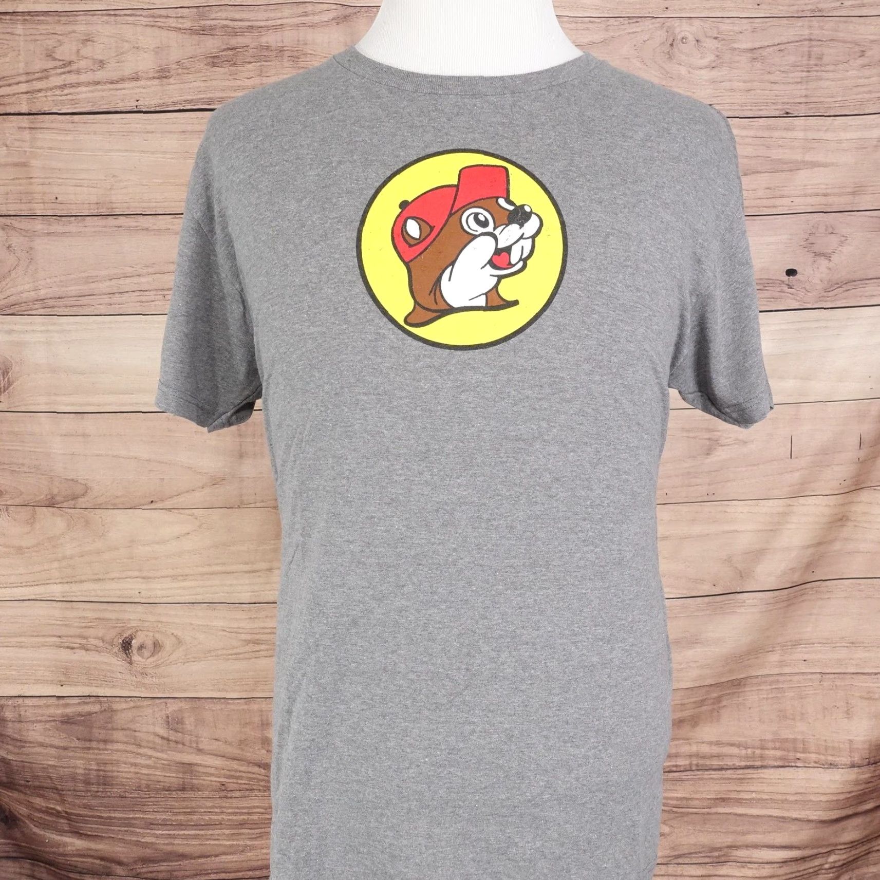 Logo 7 VINTAGE Buc-ee's Shirt Mens Large Gray Graphic Truck Logo 1982 Buc-ee's EST 1982 Mens Short Sleeve Crew Neck Graphic Print Size US L / EU 52-54 / 3 - 3 Thumbnail